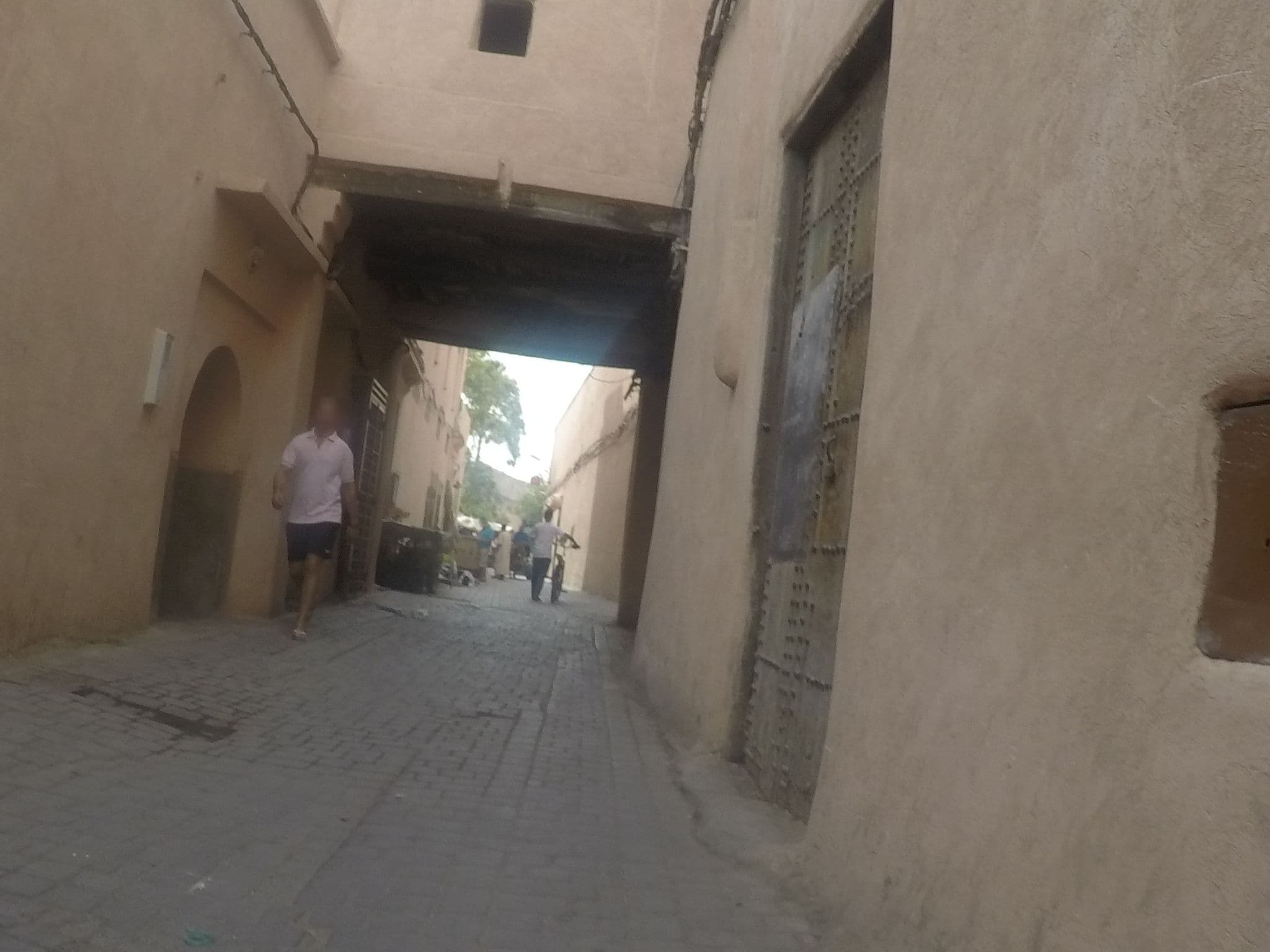 Street view near Riad Dar Eliane, Marrakesh — © chrisbeddow (CC BY-SA · Mapillary)