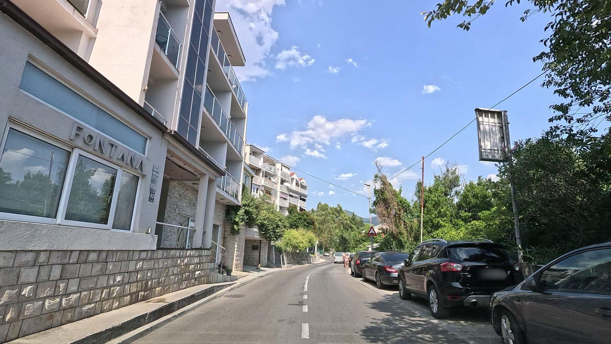 Street view near Aria, Herceg Novi — © Cakalovski (CC BY-SA · Mapillary)