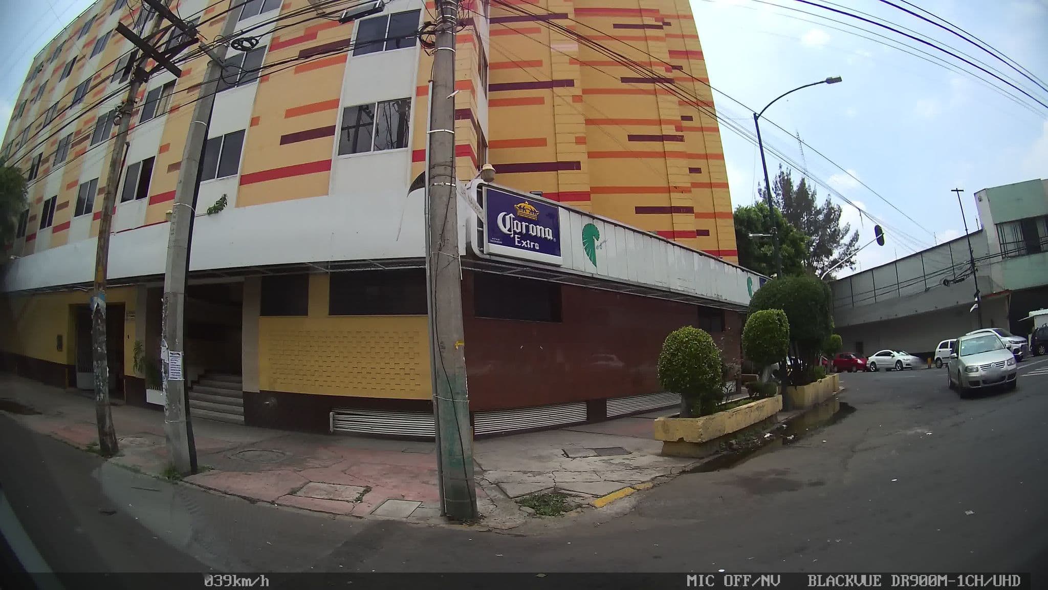 Street view near Hotel, Mexico City — © kaart_4 (CC BY-SA · Mapillary)