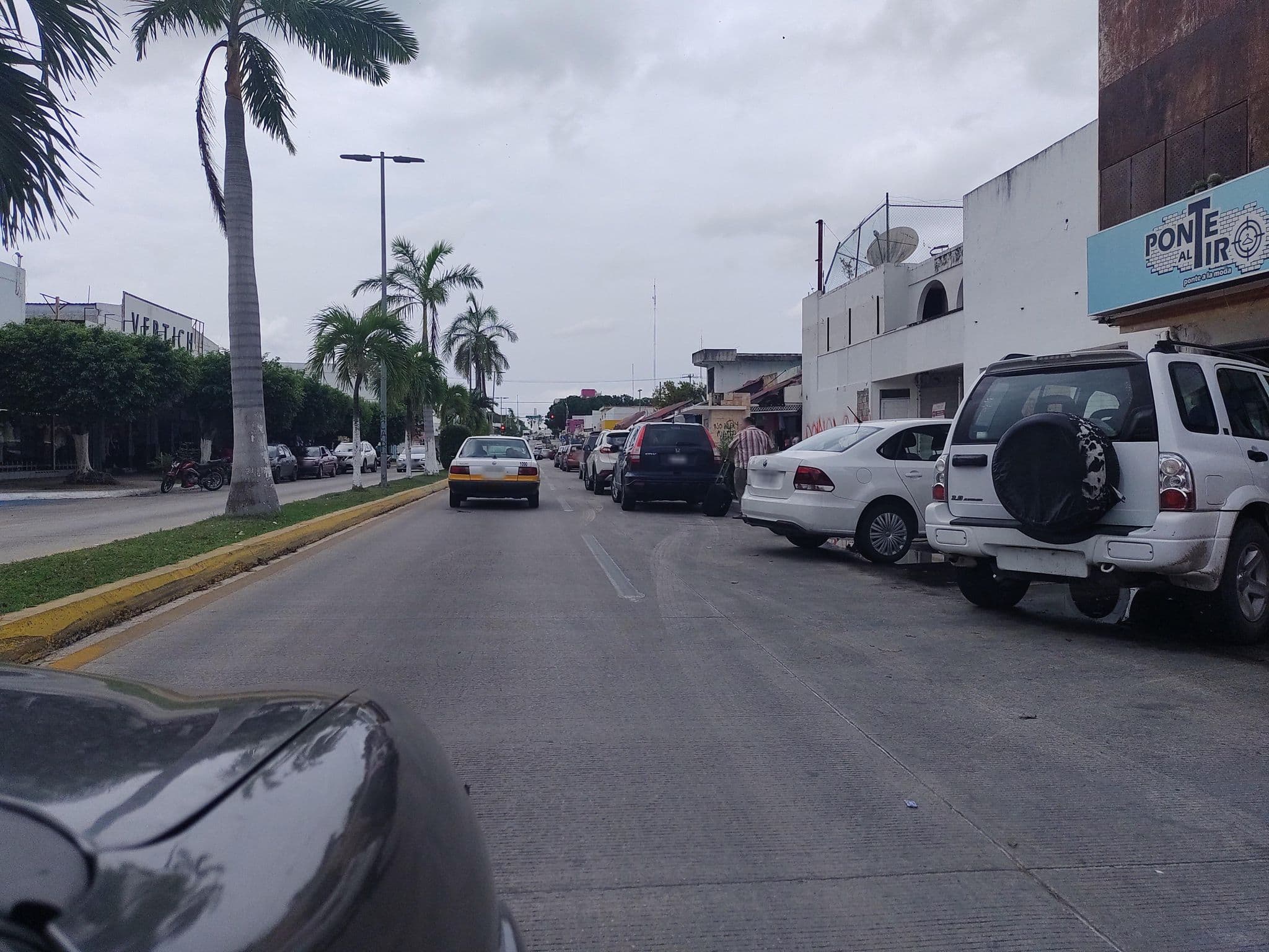 Street view near Hotel Urban 101, Chetumal — © mapeadora (CC BY-SA · Mapillary)
