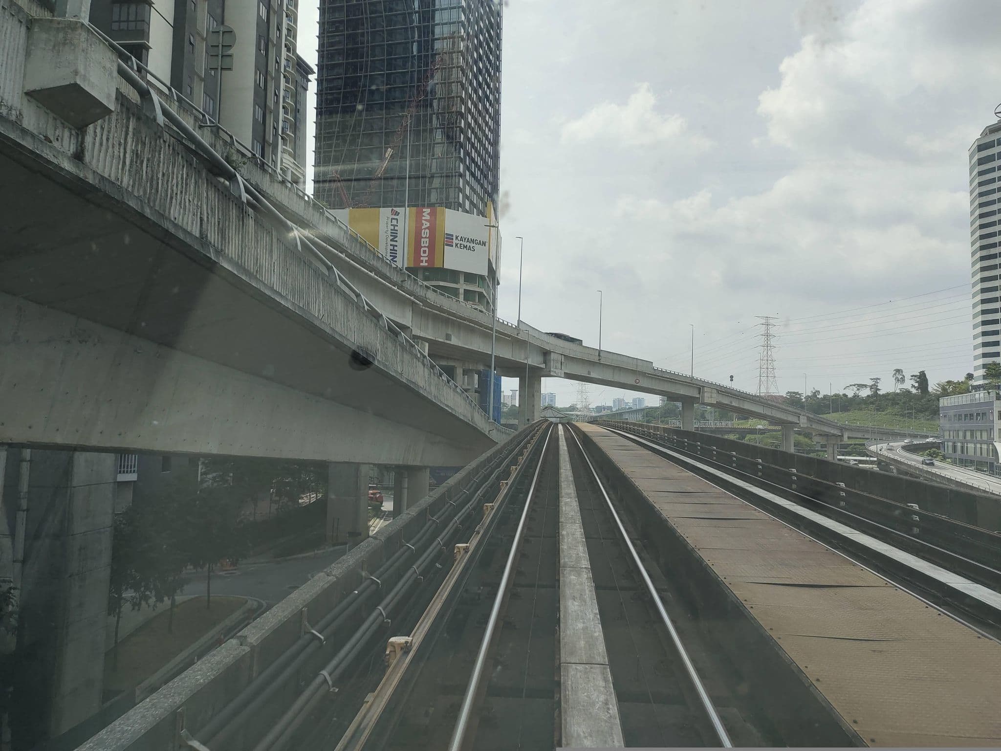 Street view near Komune Living, Bukit Kerinchi — © zh9567 (CC BY-SA · Mapillary)