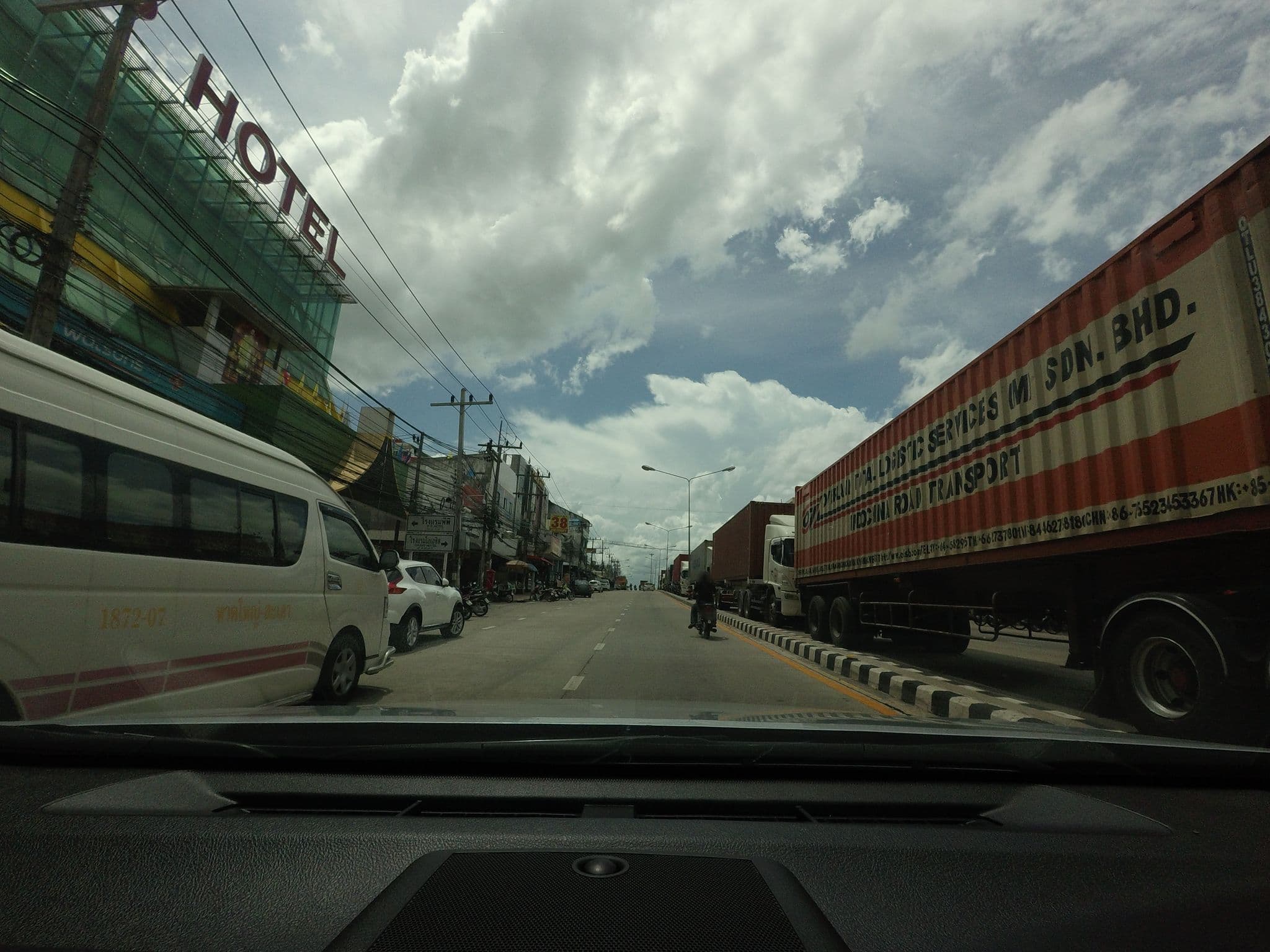 Street view near P P Hotel, Bukit Kayu Hitam — © mishari (CC BY-SA · Mapillary)