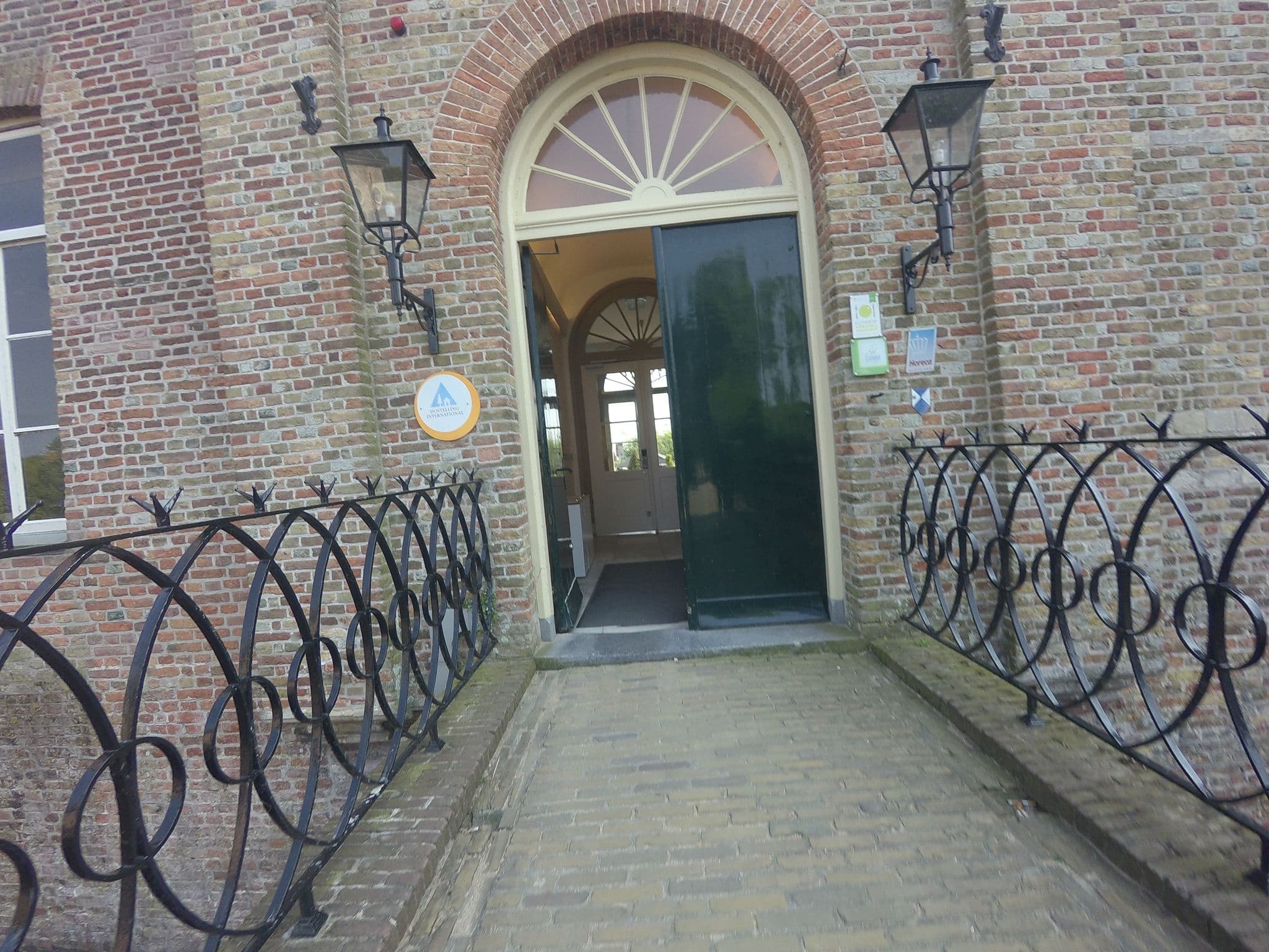 Street view near Stayokay Domburg, Domburg — © ankeric (CC BY-SA · Mapillary)