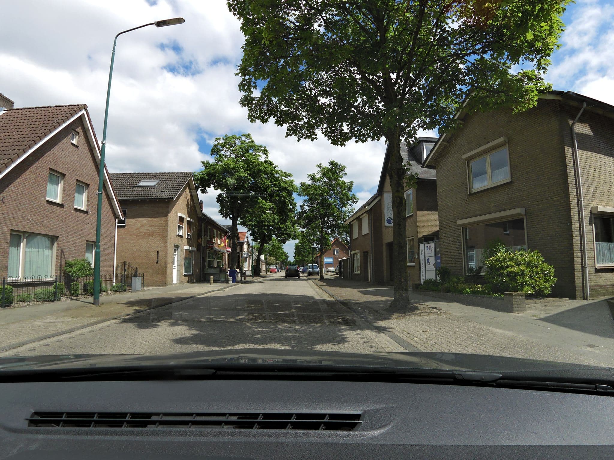 Street view near B&B de Giechelaar, Loon op Zand — © sander_h (CC BY-SA · Mapillary)