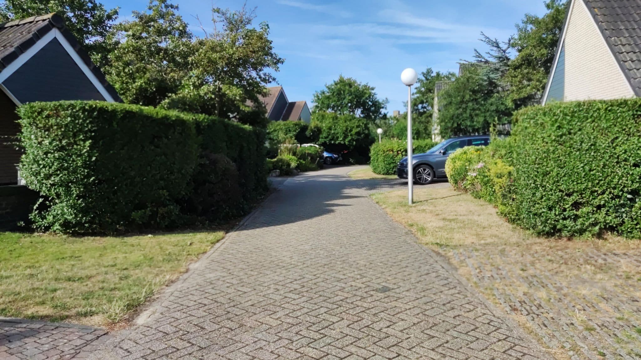 Street view near Villapark Kamperfoelie, De Koog — © t_hartung (CC BY-SA · Mapillary)