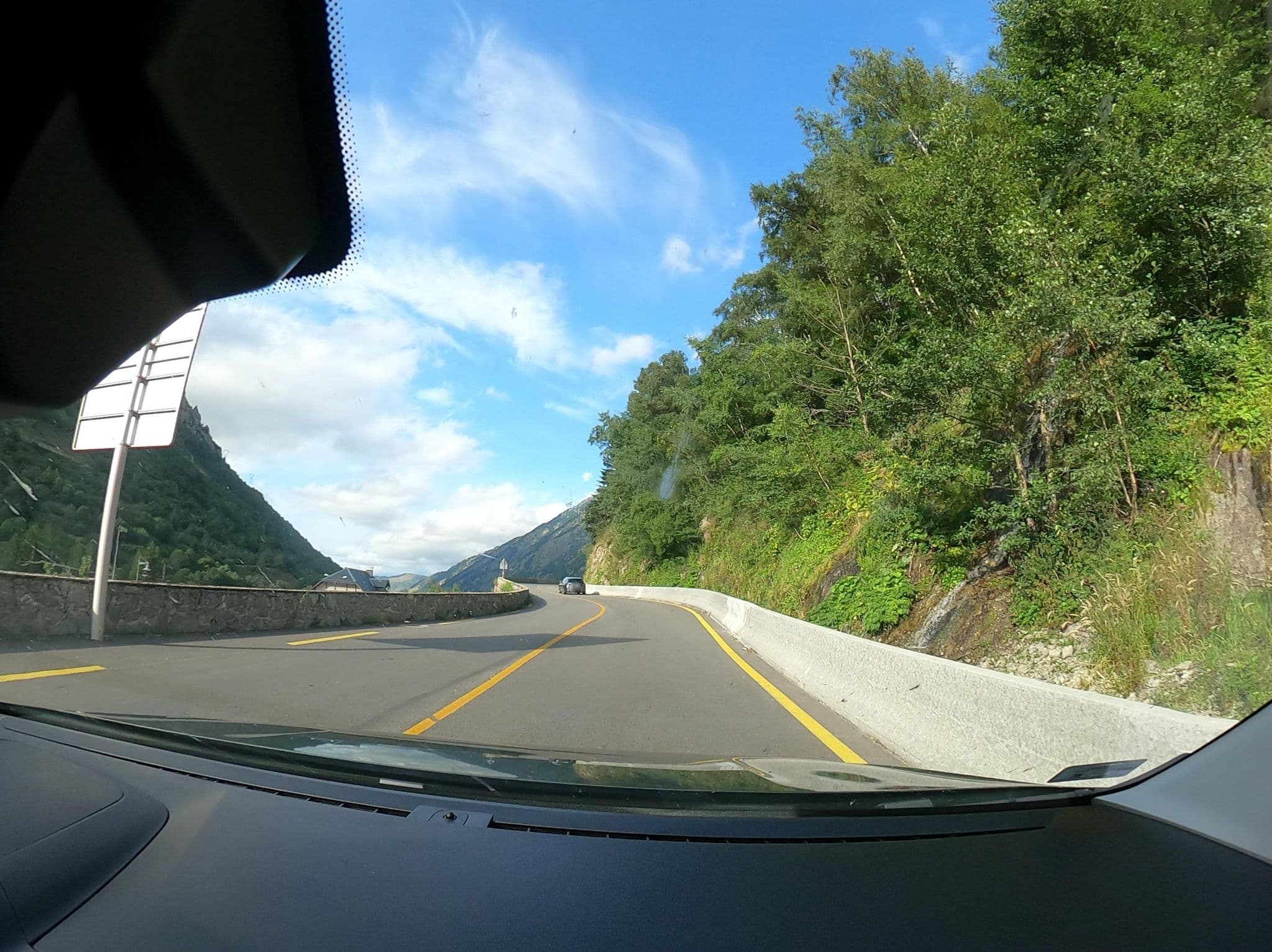 Street view near Aire camping-cars L' Hospitalet-près-l'Andorre, Pas de la Casa — © vst (CC BY-SA · Mapillary)