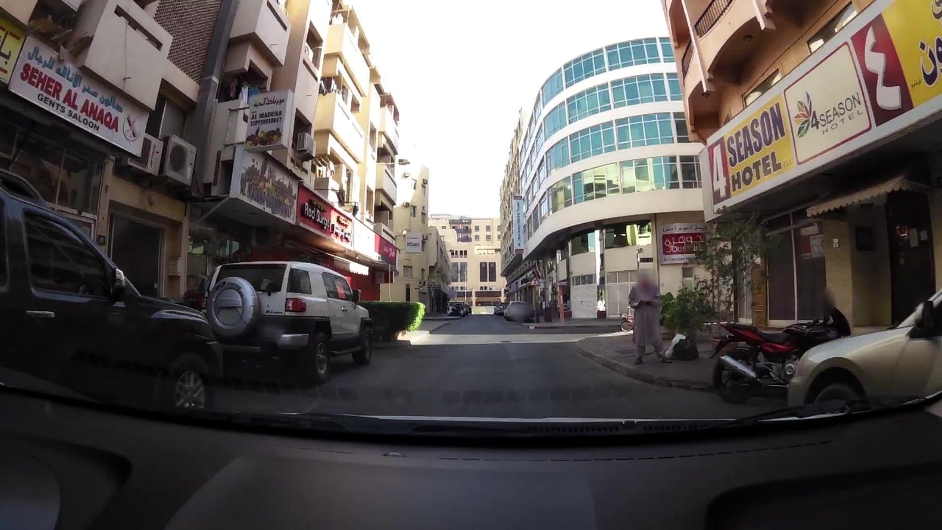Street view near Royalton Hotel, Ar Riqqah — © kaartcam (CC BY-SA · Mapillary)