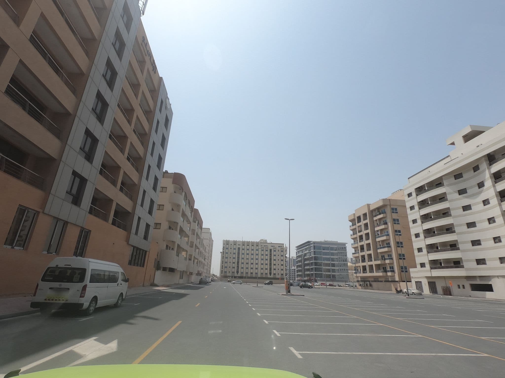 Street view near Donatello, Al Sufouh — © countzero5 (CC BY-SA · Mapillary)