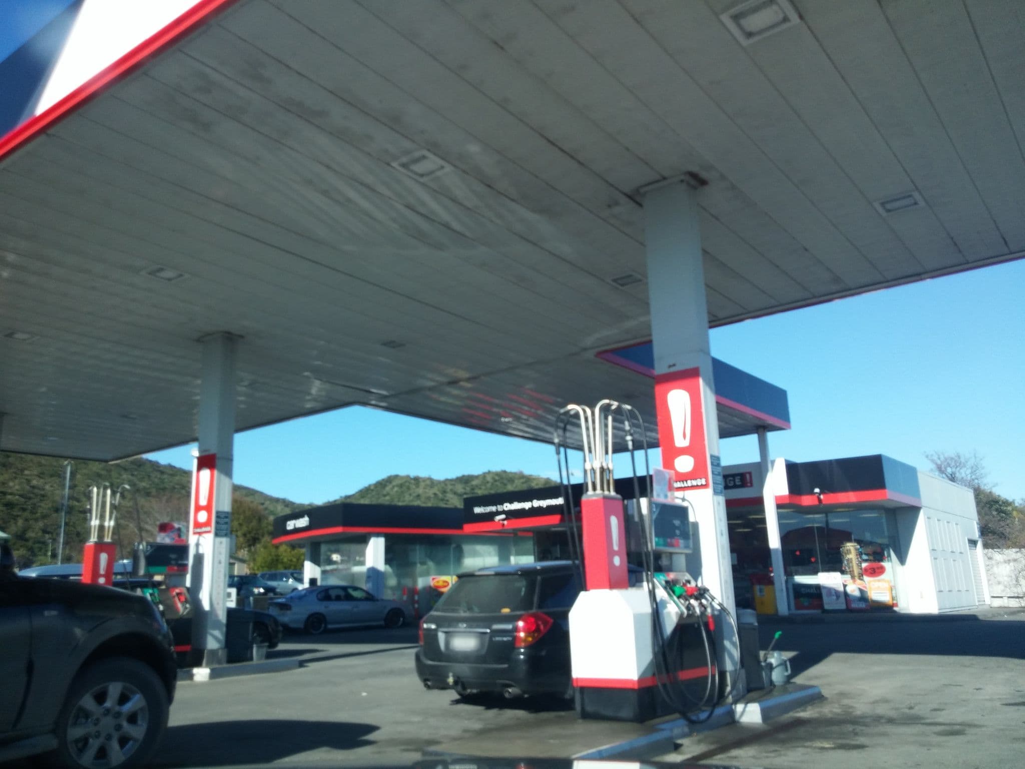Street view near Central Park Camping, Greymouth — © nigelramsay (CC BY-SA · Mapillary)