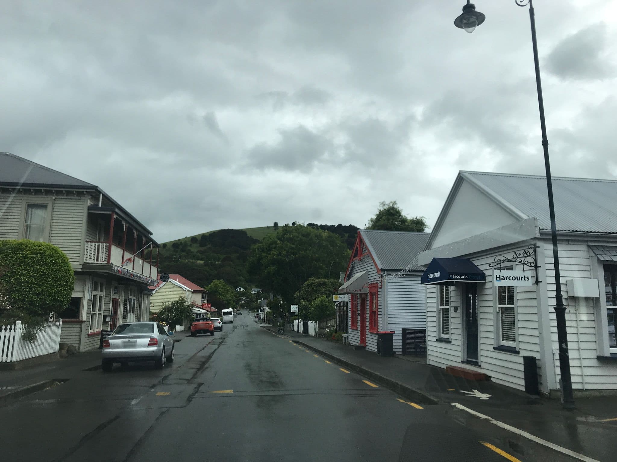 Street view near Chez la mer, Diamond Harbour — © rezakhorasan (CC BY-SA · Mapillary)
