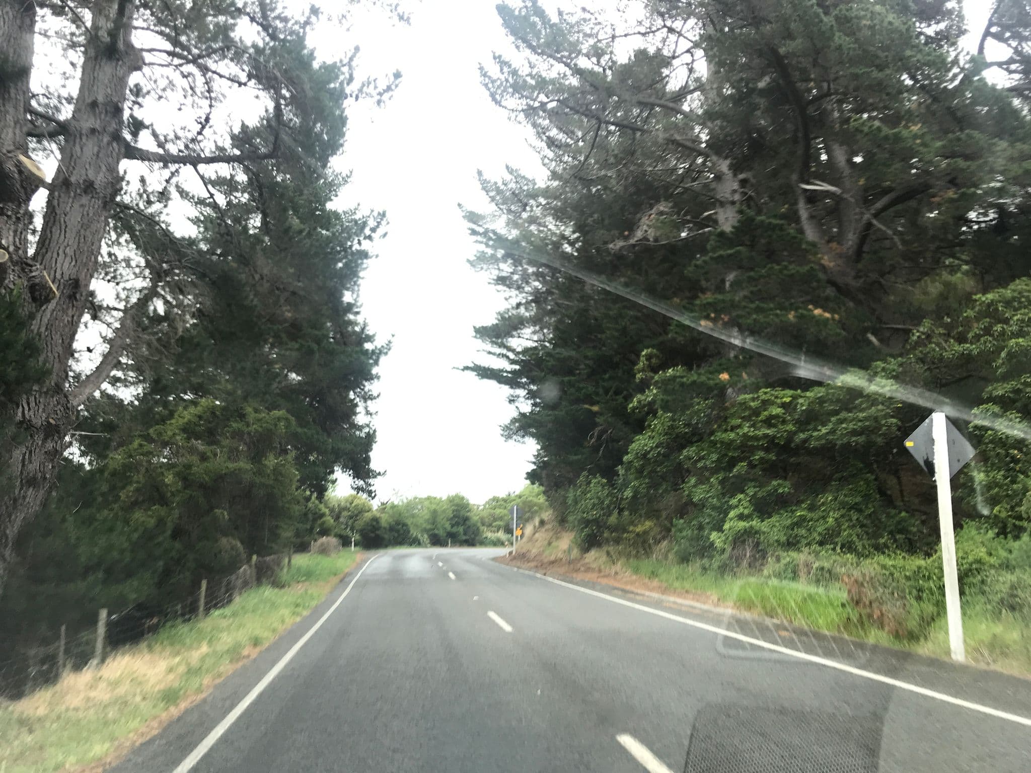 Street view near Bushside Cottage, Diamond Harbour — © rezakhorasan (CC BY-SA · Mapillary)