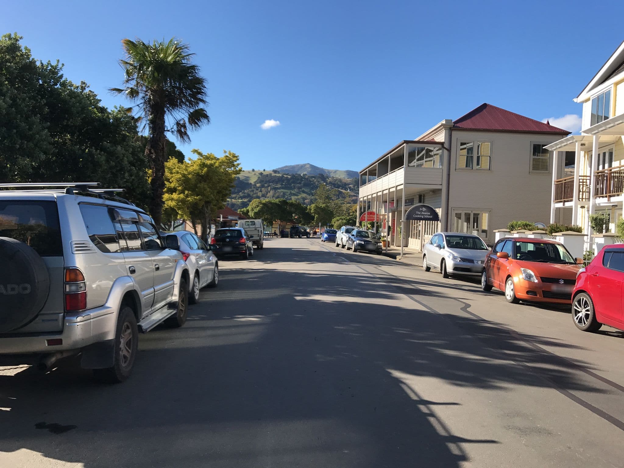 Street view near Bruce Waterfront Apartments, Diamond Harbour — © nigelramsay (CC BY-SA · Mapillary)