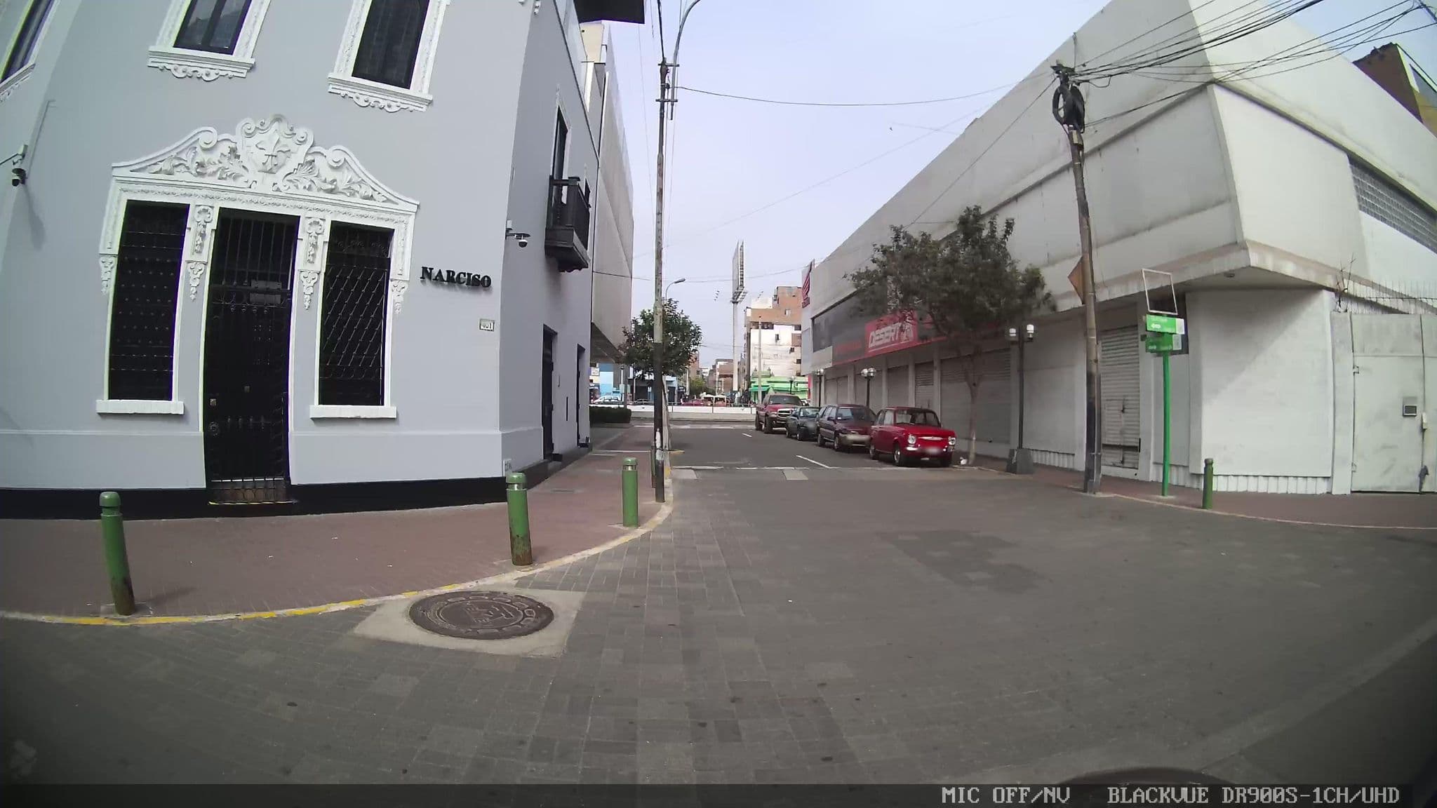 Street view near Paititi, Miraflores