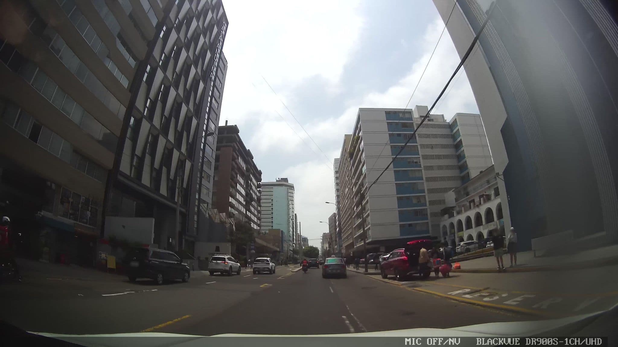 Street view near Hotel Casa Andina, Miraflores — © kaart_3 (CC BY-SA · Mapillary)