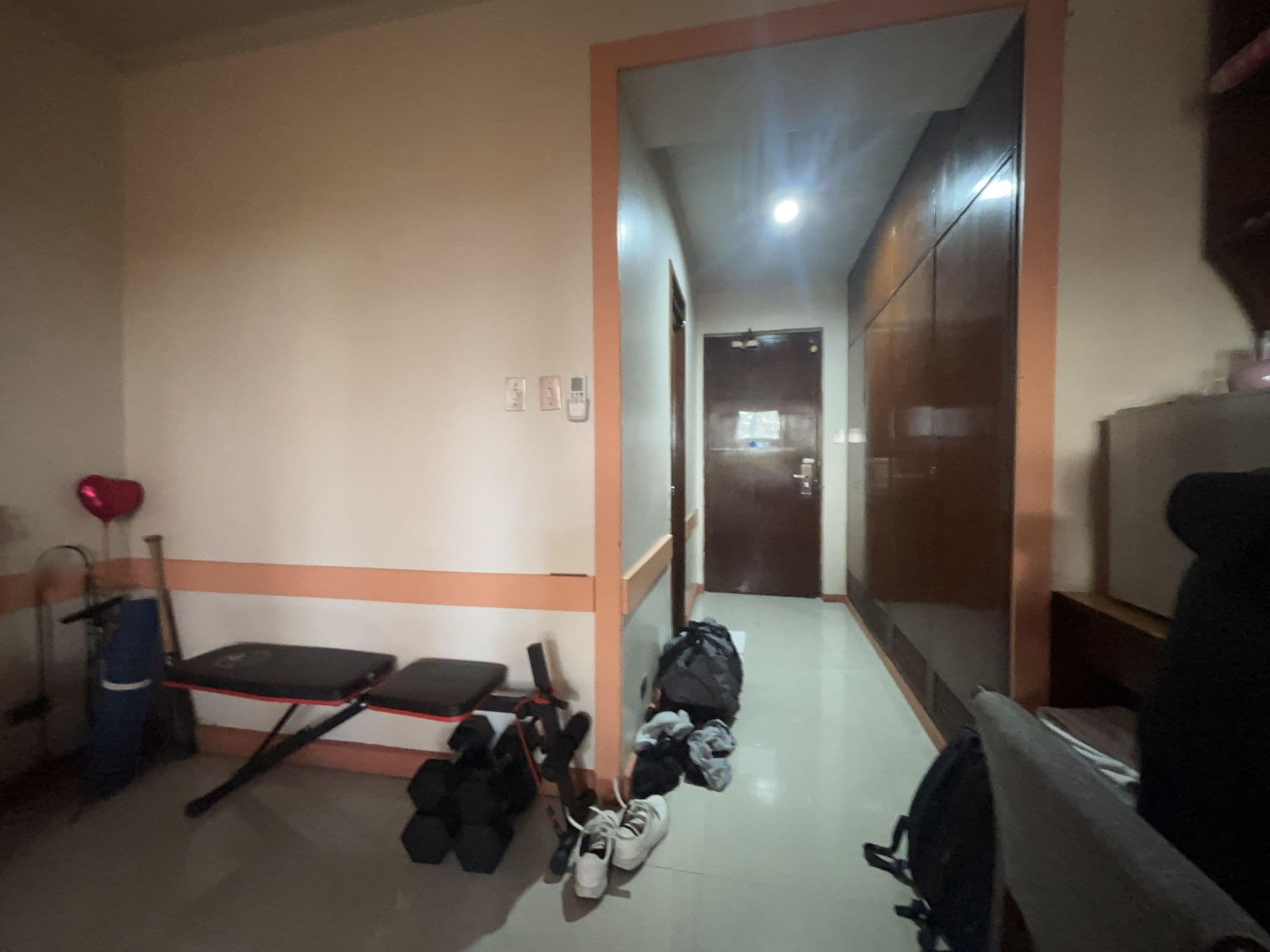 Street view near University Hotel, Quezon City — © jmnatanawan (CC BY-SA · Mapillary)