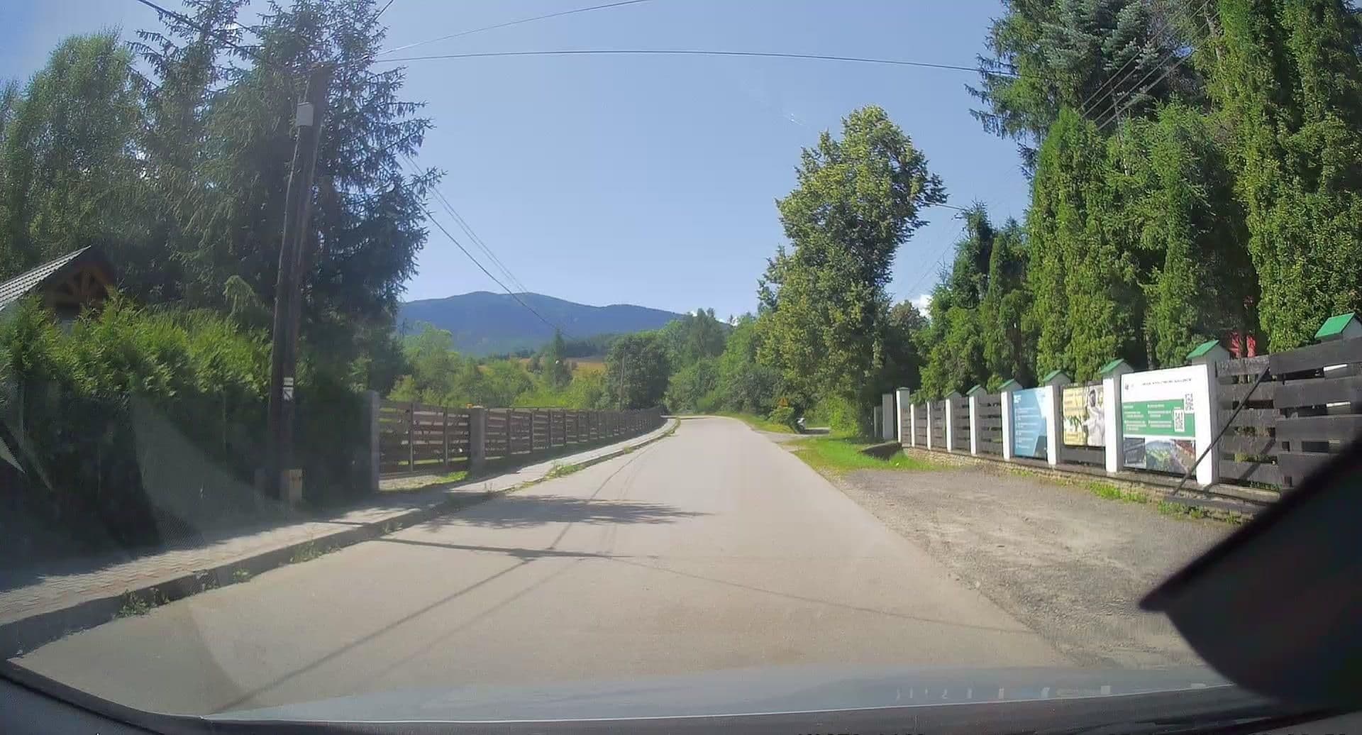 Street view near Ośrodek Wypoczynkowo Szkoleniowy Cepelii Halny, Zawoja — © edc22 (CC BY-SA · Mapillary)