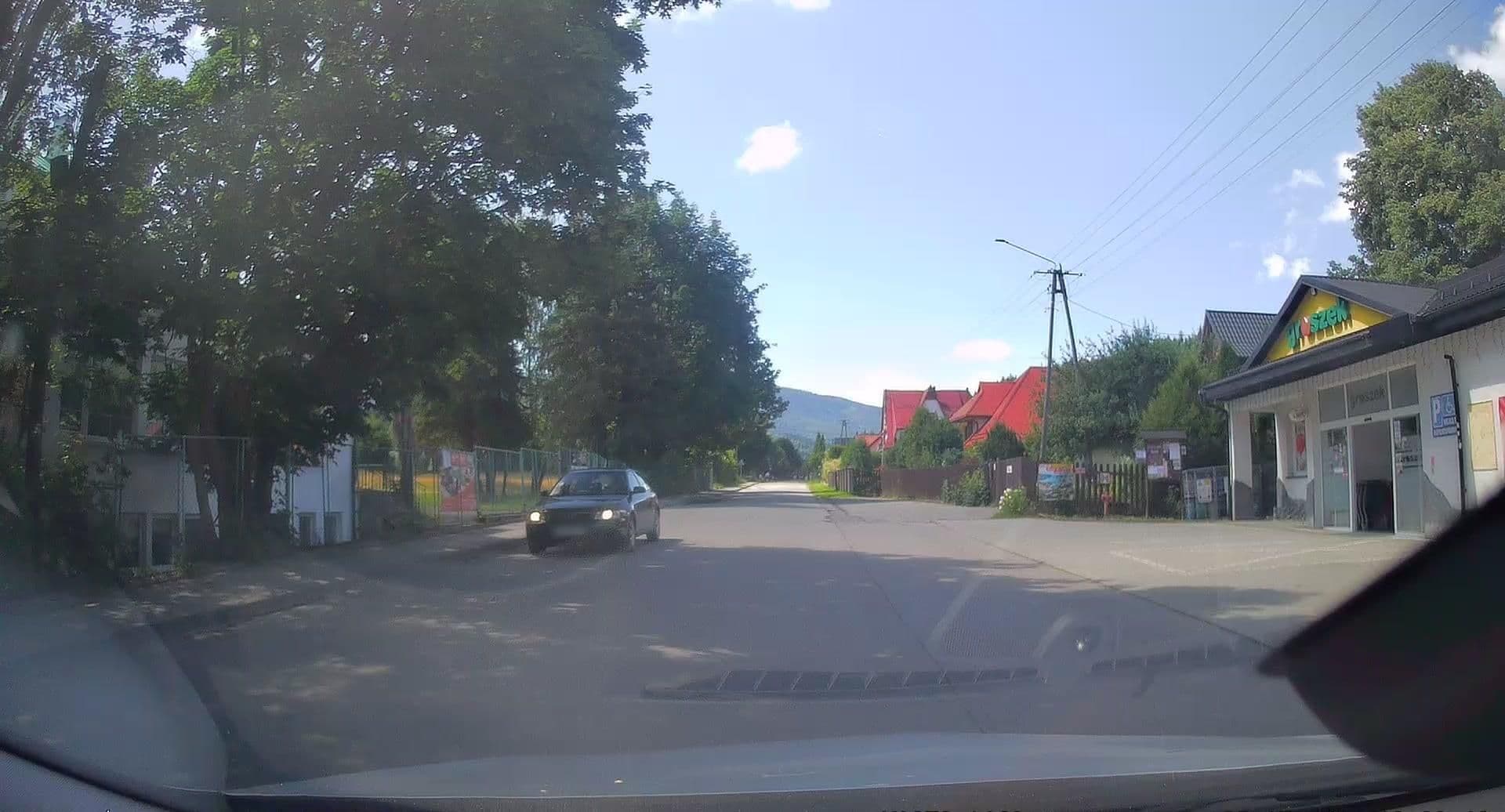 Street view near Ośrodek Wypoczynkowy Diablak, Zawoja — © edc22 (CC BY-SA · Mapillary)
