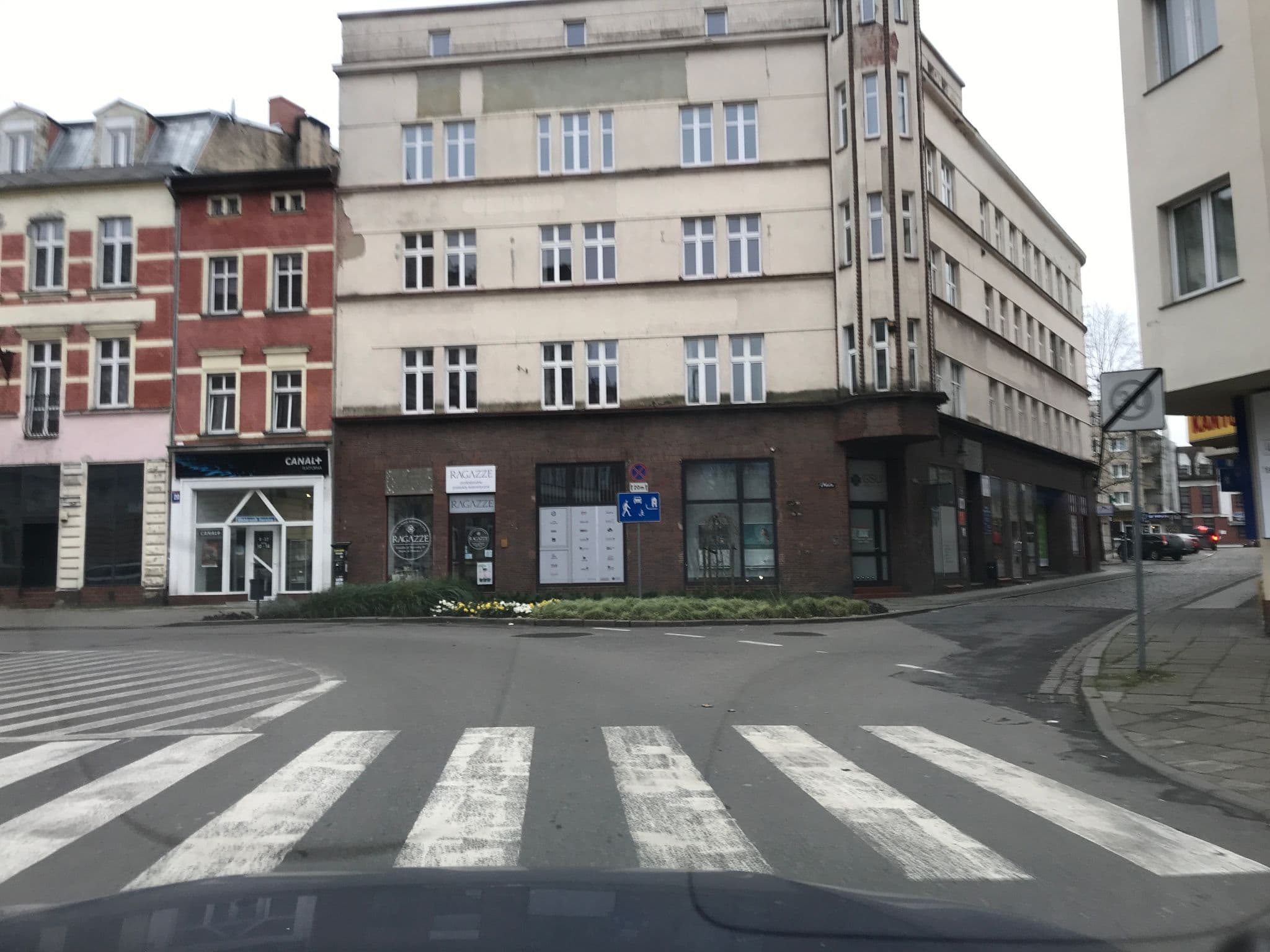 Street view near Hotel Staromiejski, Słupsk — © wandan (CC BY-SA · Mapillary)