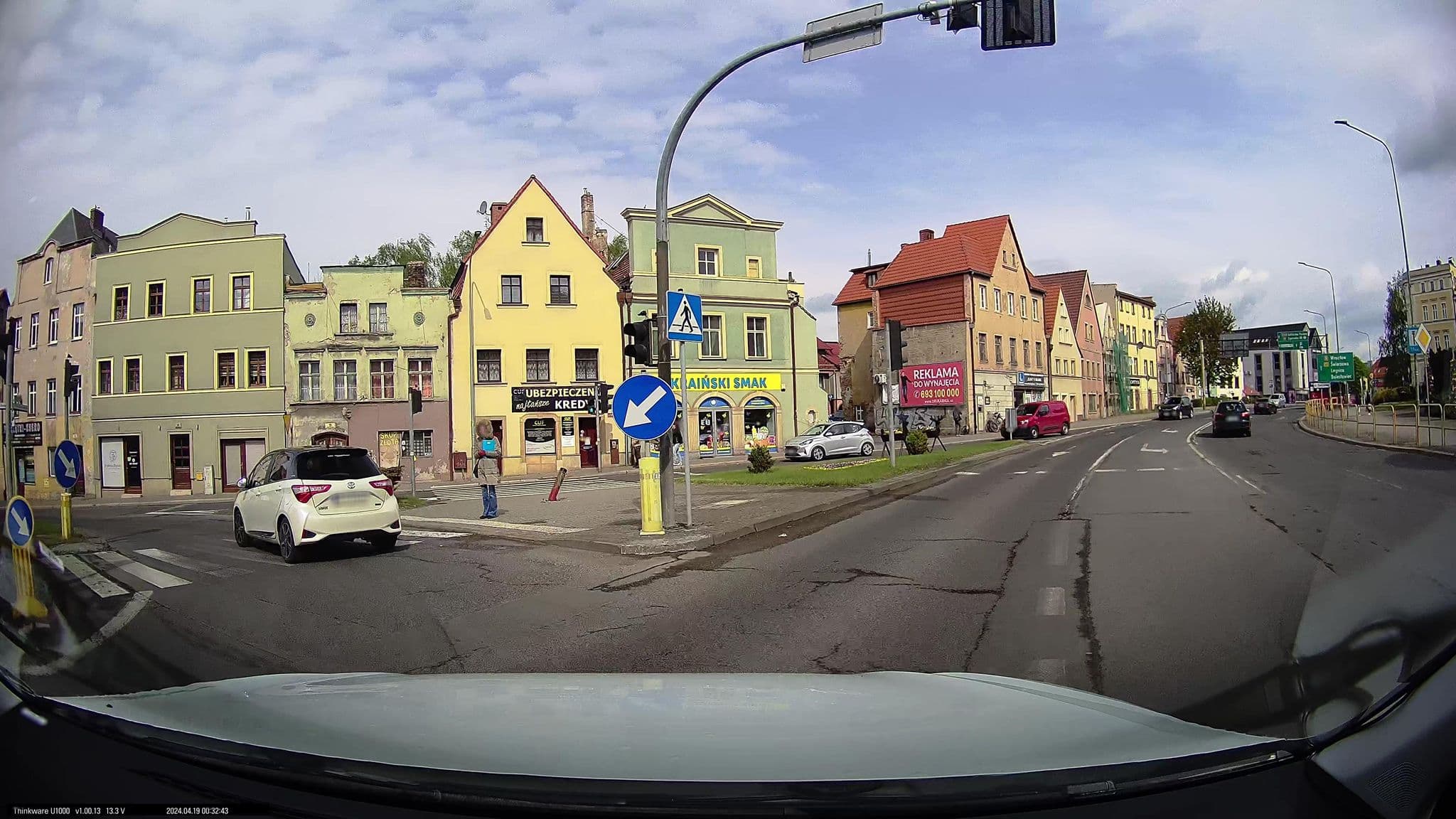 Street view near Baszta Grodzka, Jelenia Góra — © maxim752 (CC BY-SA · Mapillary)