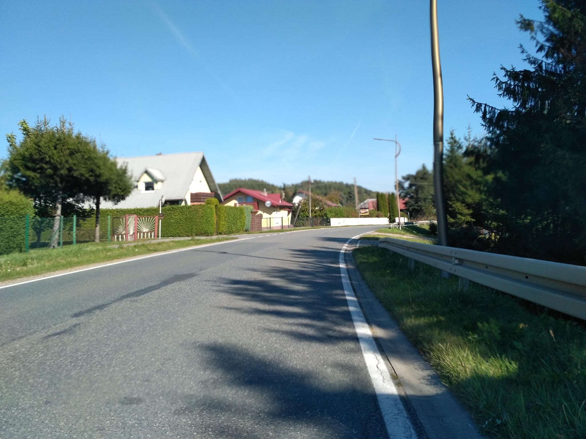 Street view near Pokoje ze serduchem, Rymanów — © czecko (CC BY-SA · Mapillary)