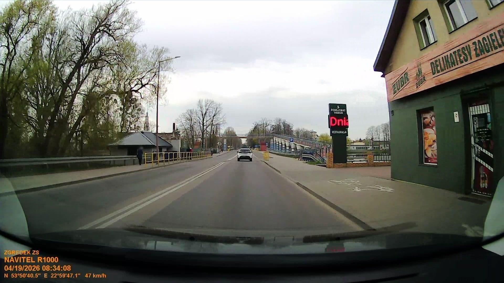 Street view near Żagielek, Augustów — © d3mol3k (CC BY-SA · Mapillary)