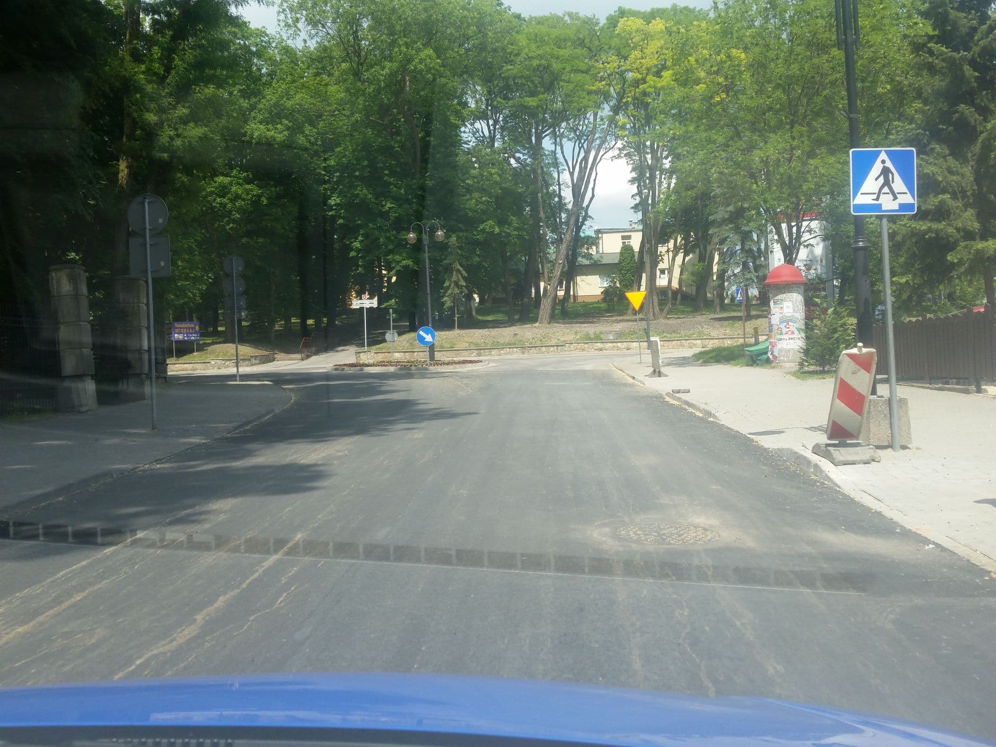 Street view near Pensjonat "Zbyszko", Busko-Zdrój — © ireun (CC BY-SA · Mapillary)