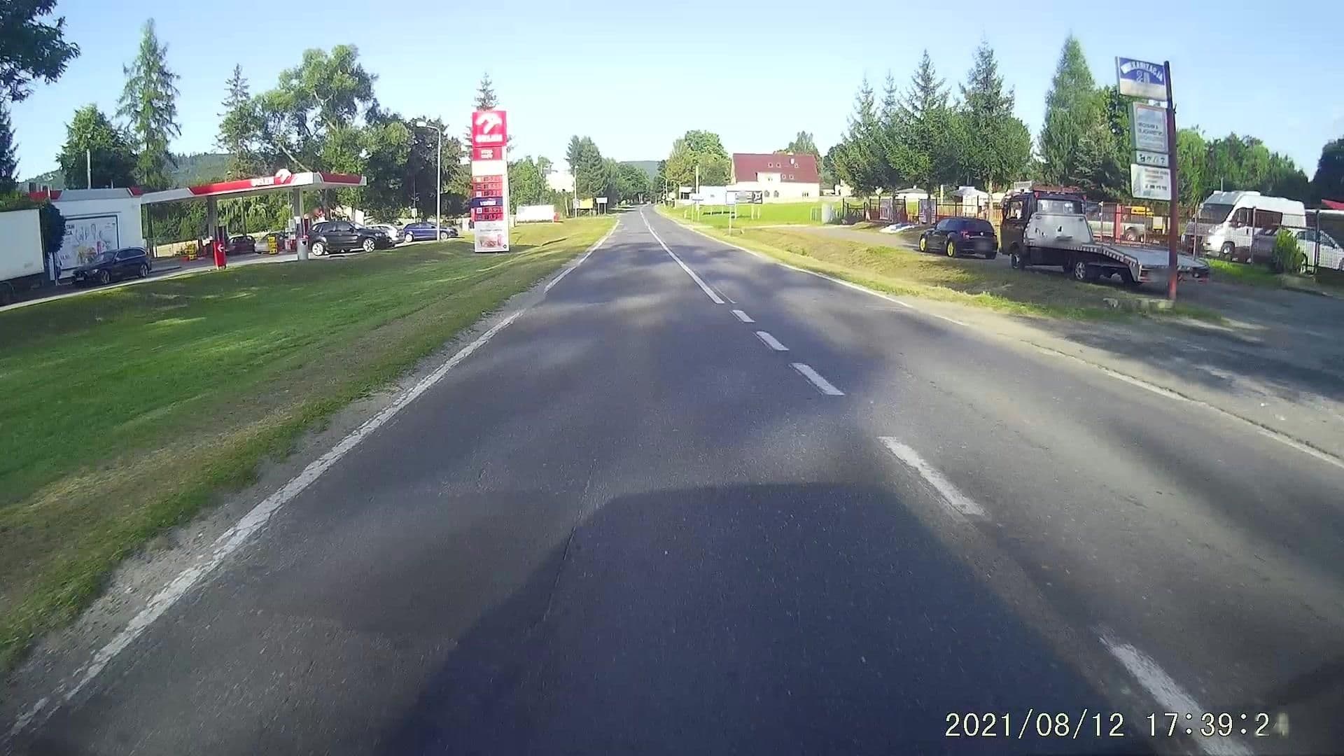 Street view near Willa PrzyLądek, Lądek-Zdrój — © dasza (CC BY-SA · Mapillary)