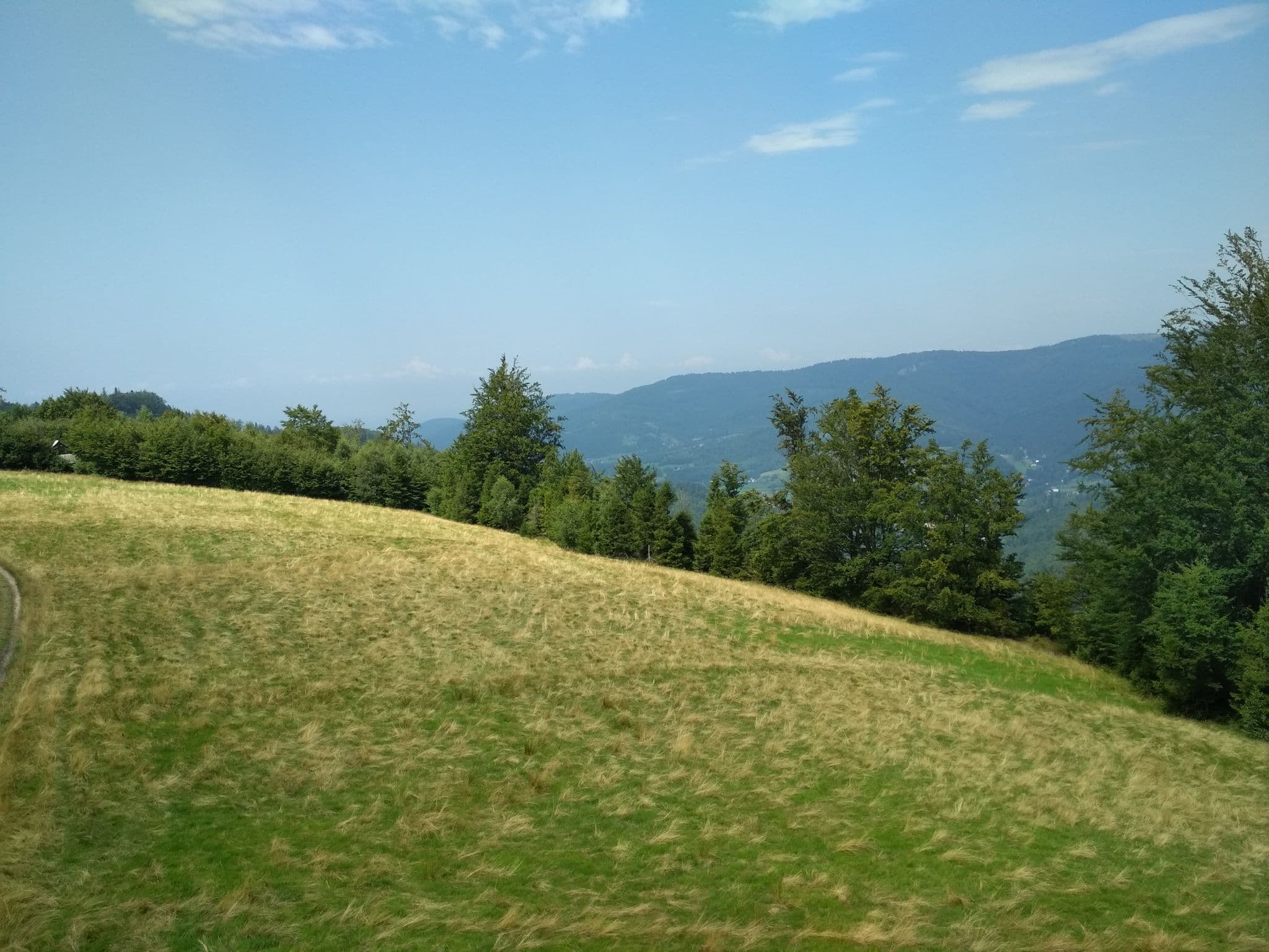 Street view near Bacówka, Brenna — © slon (CC BY-SA · Mapillary)