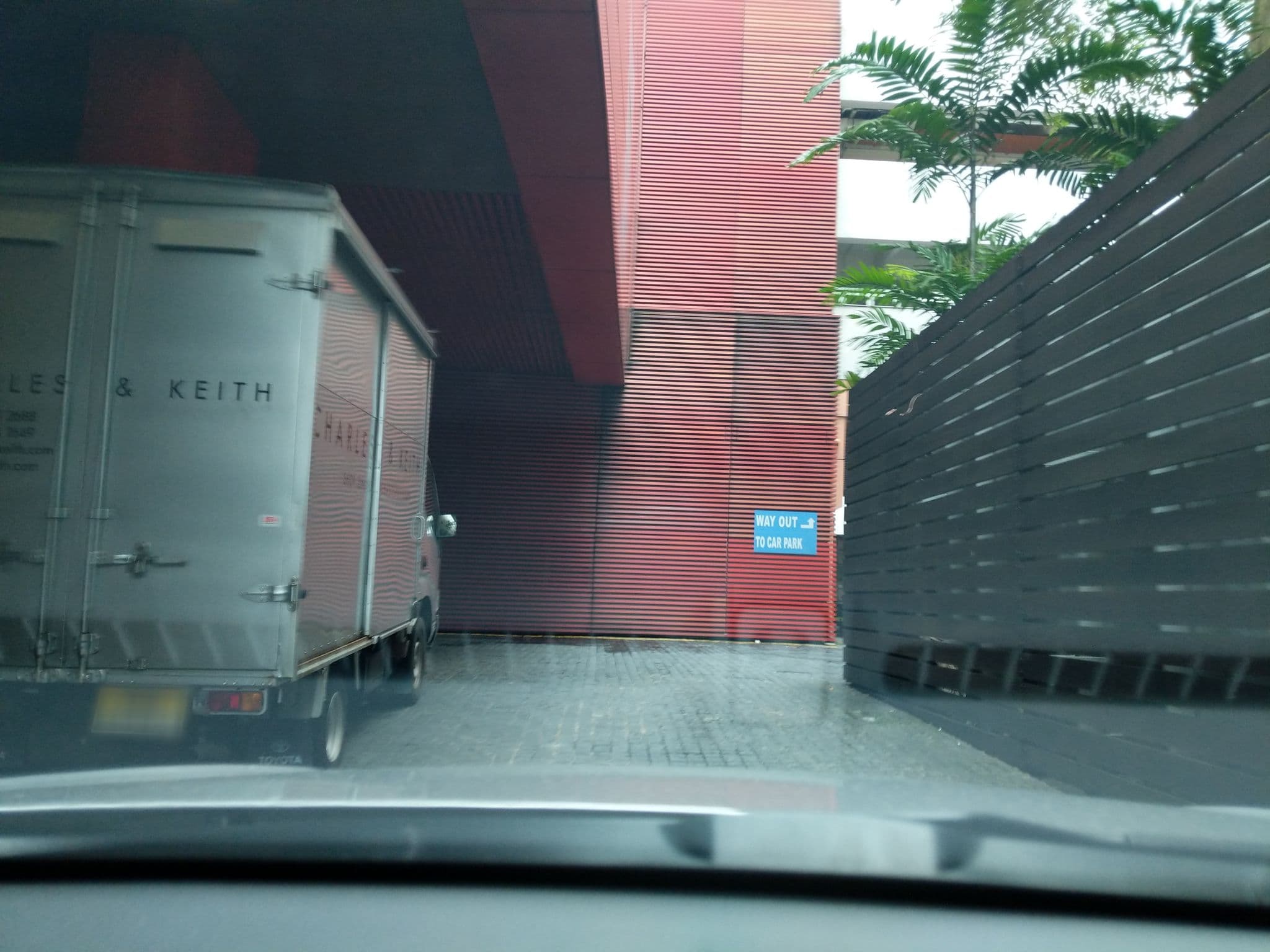 Street view near Novotel Living Singapore Orchard, Newton — © nich (CC BY-SA · Mapillary)