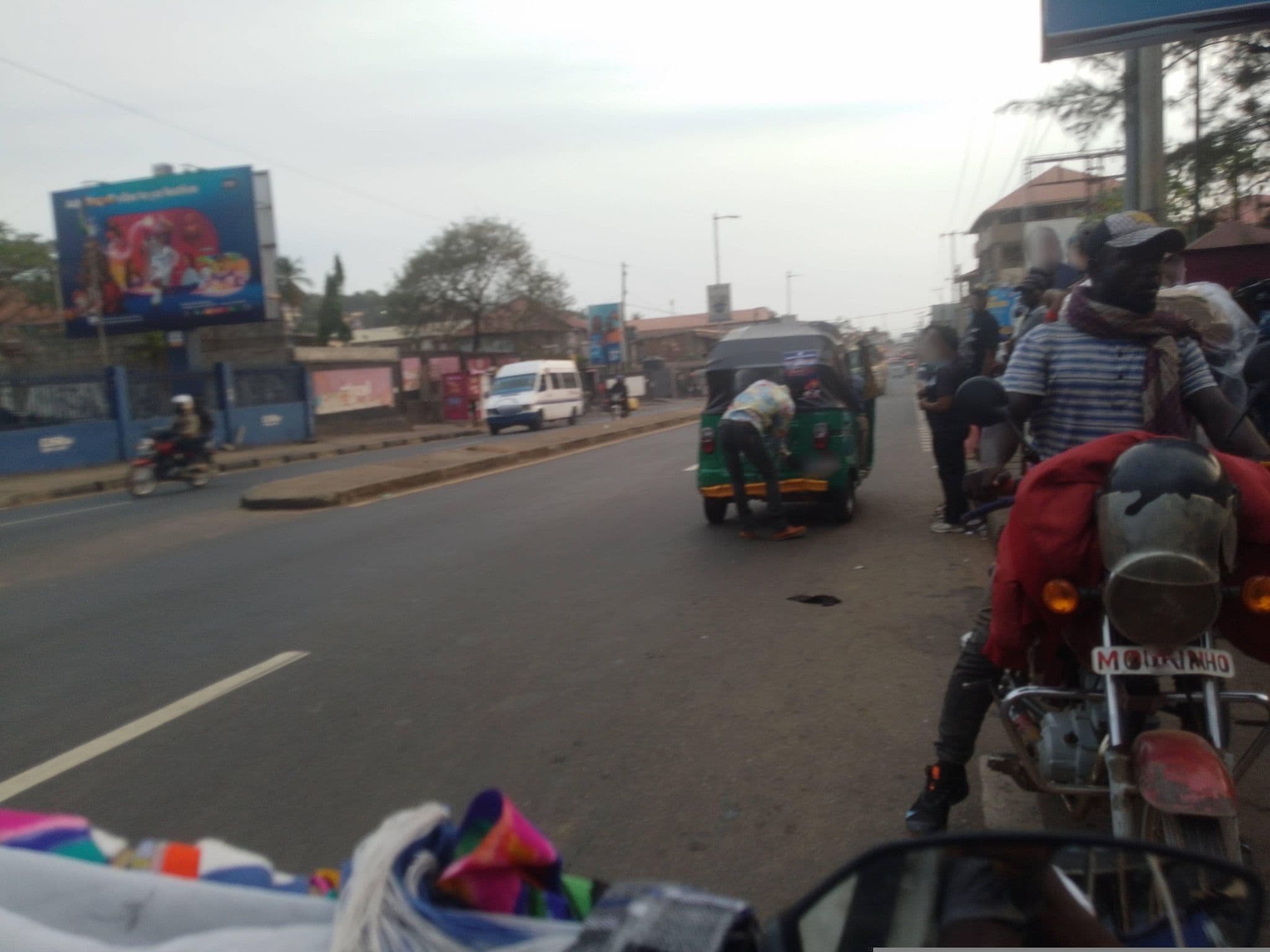 Street view near Sky Inn Hotel, Freetown — © meekstephen (CC BY-SA · Mapillary)