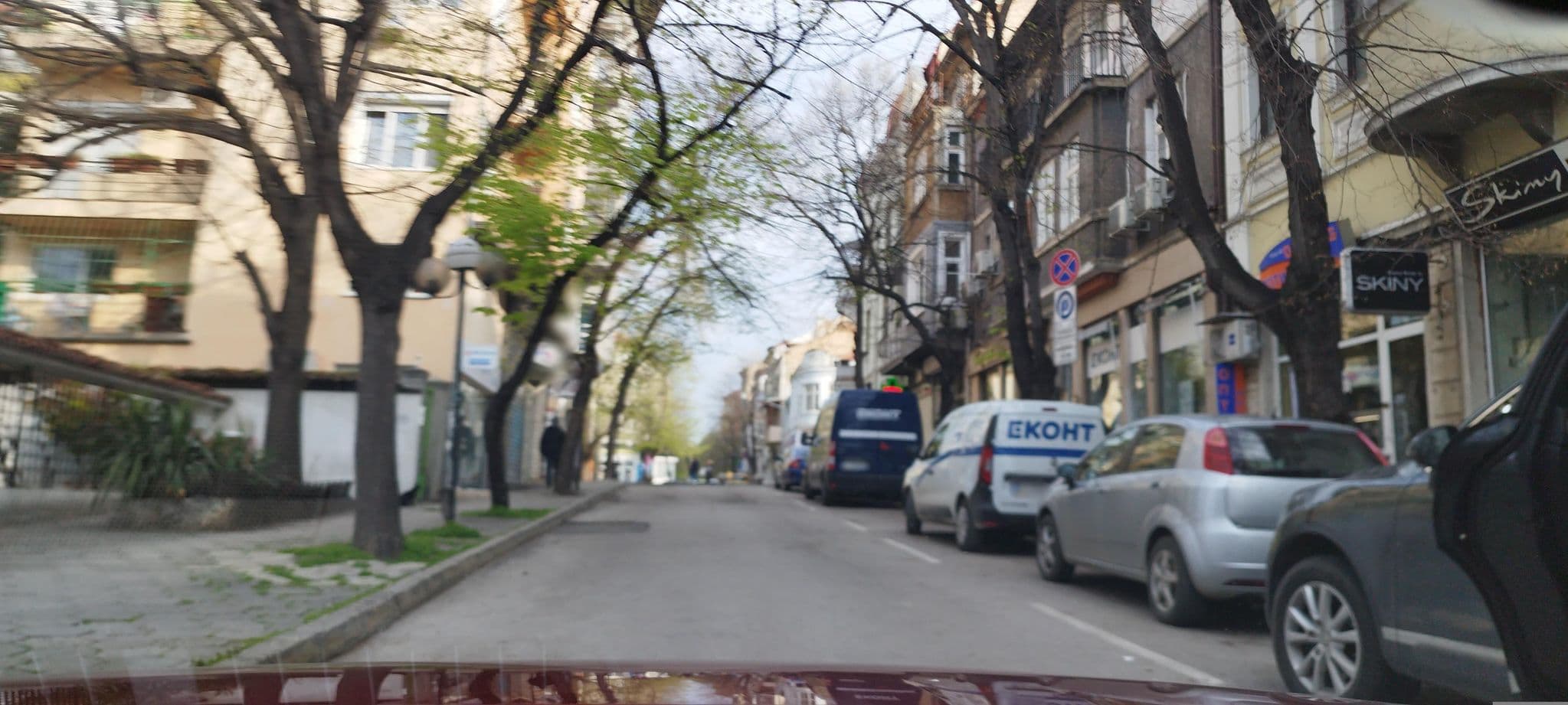 Street view near Апартамент Pink & Blue - 2BDR с балкон - Wi-Fi, Varna — © neau (CC BY-SA · Mapillary)