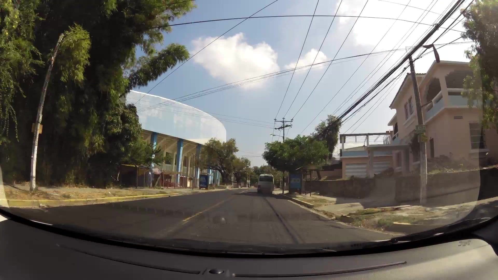 Street view near Hostal Cumbres del Volcan, Flor Blanca, San Salvador — © kaartcam (CC BY-SA · Mapillary)