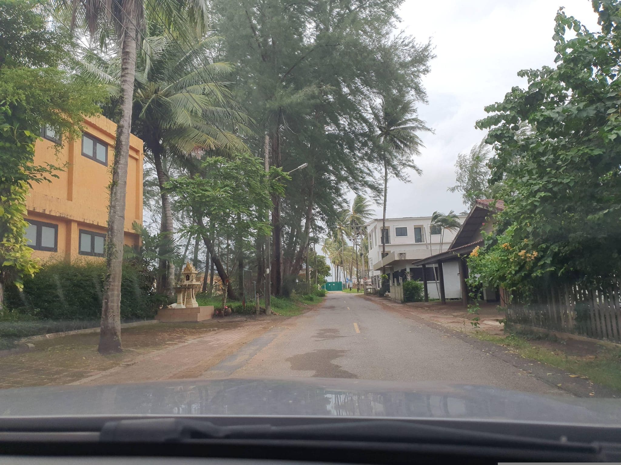 Street view near Thupthung Guesthouse, Ban Khao Lak