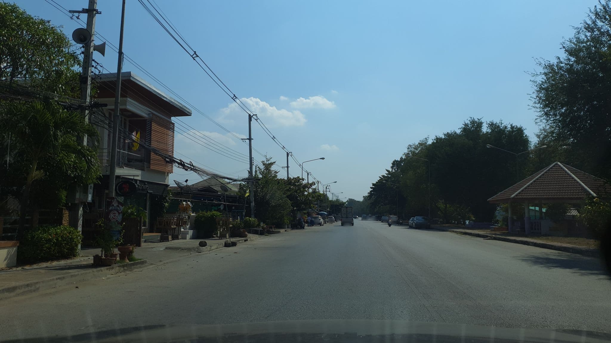 Street view near Home Inn, Tak — © jrcarlsen (CC BY-SA · Mapillary)