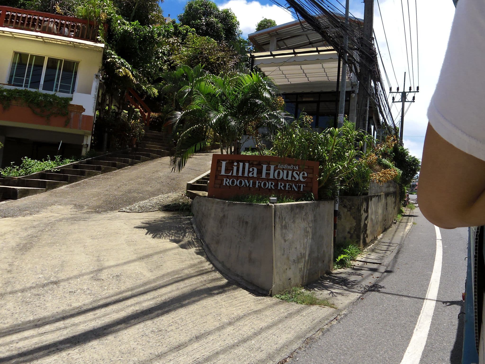 Street view near Lila hous, Ban Kata