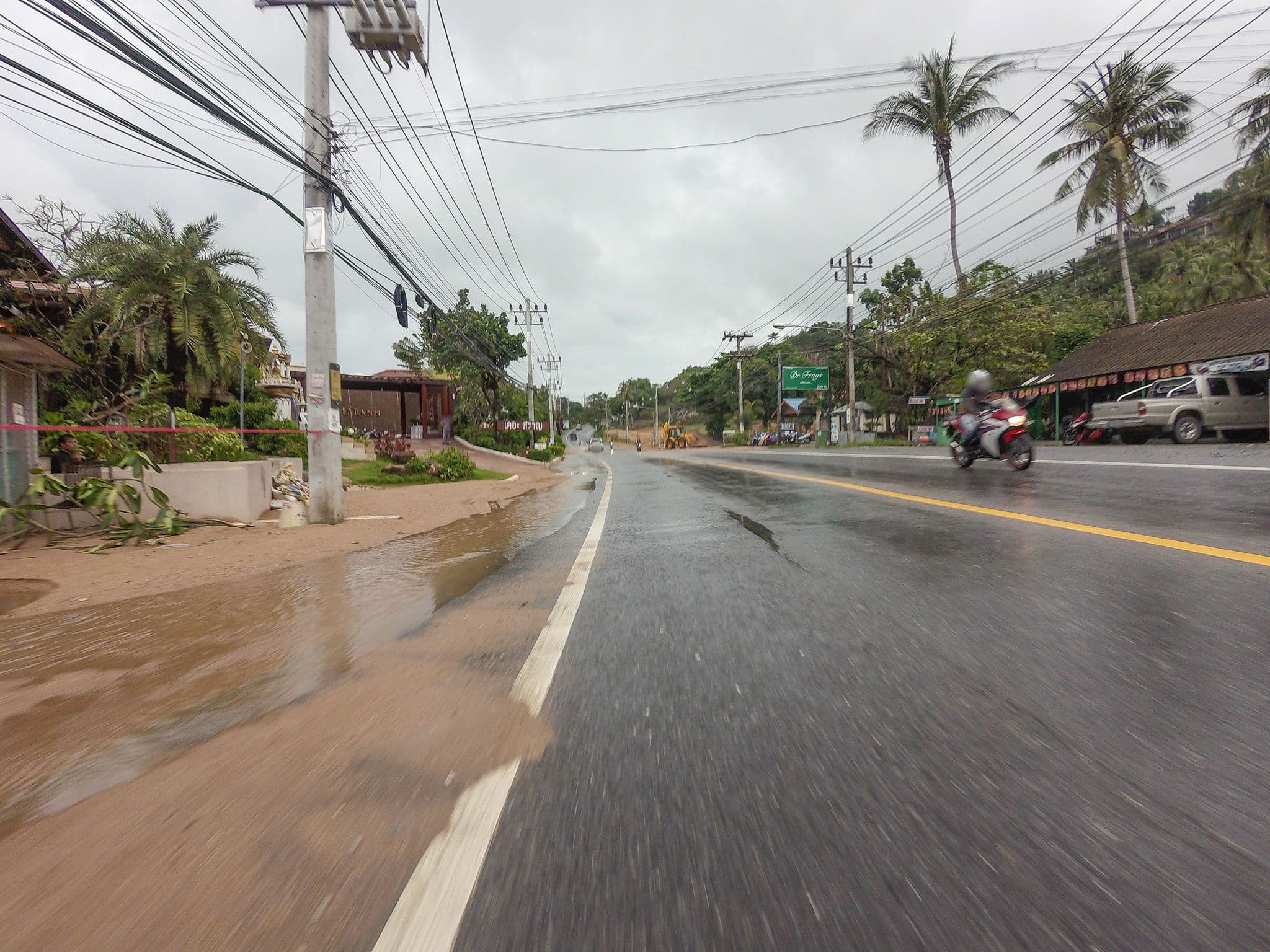 Street view near The Sarann, Ko Samui