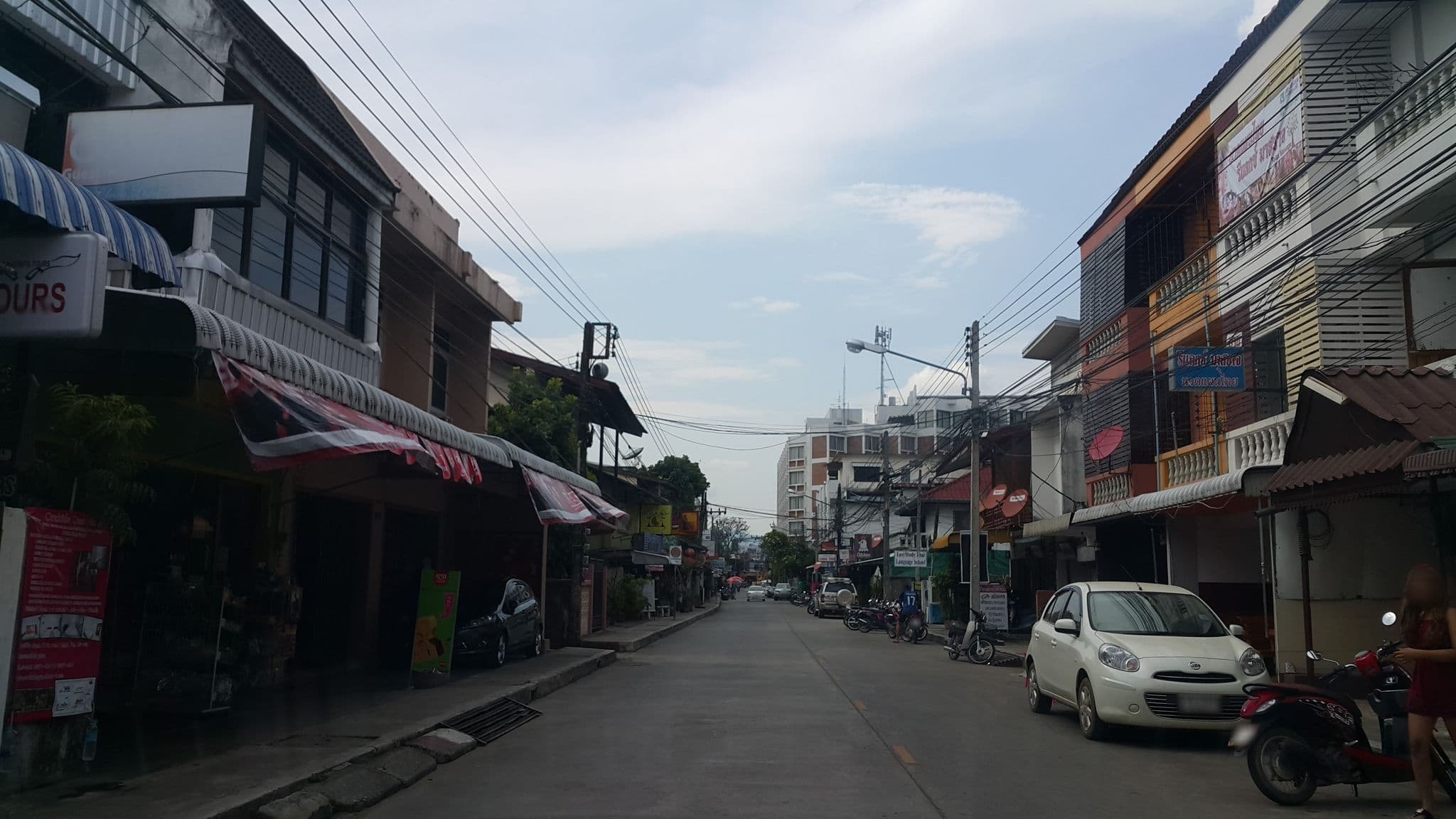 Street view near Orchids Guesthouse, Chiang Rai