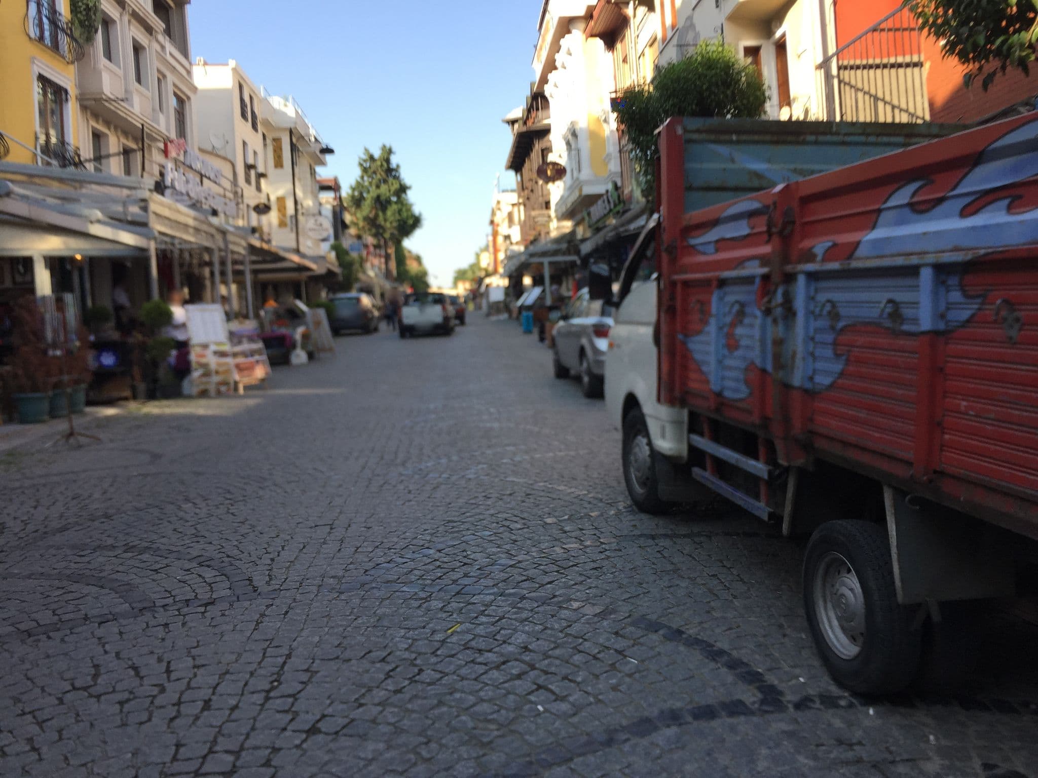 Street view near Bahaus Hostel, Sultanahmet