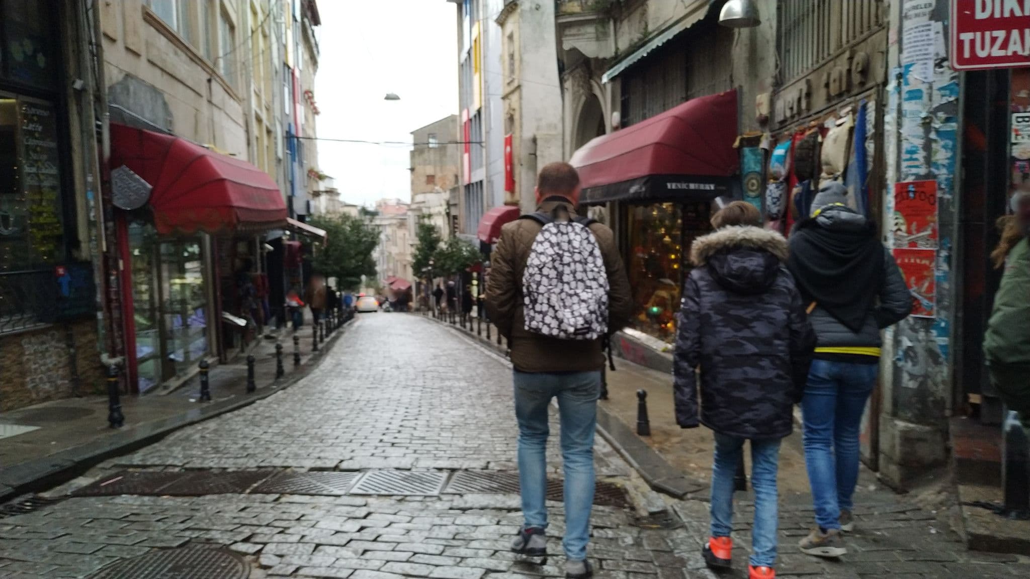 Street view near World House Hostel, Eminönü