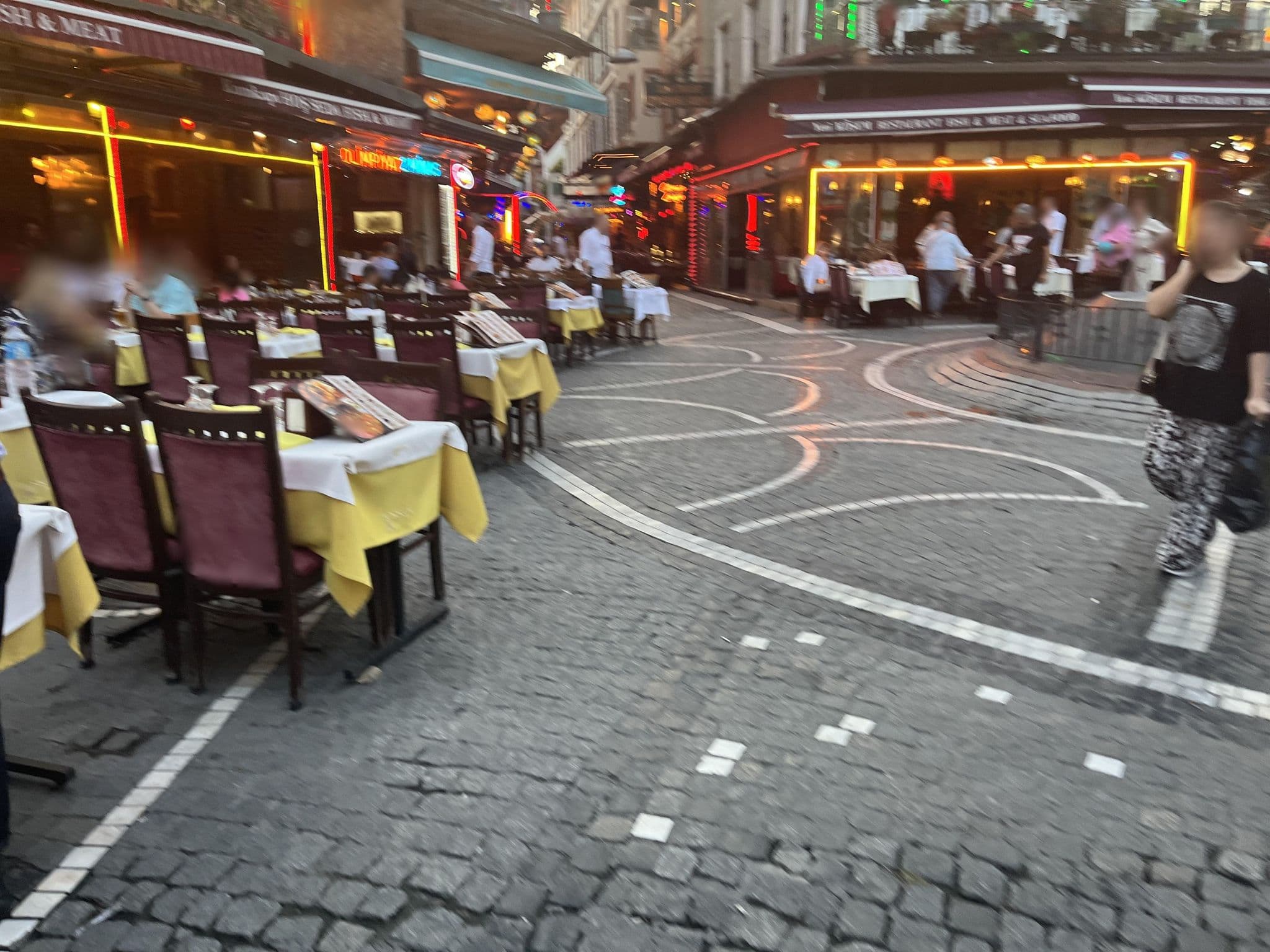 Street view near Linda Port Hotel, Sultanahmet