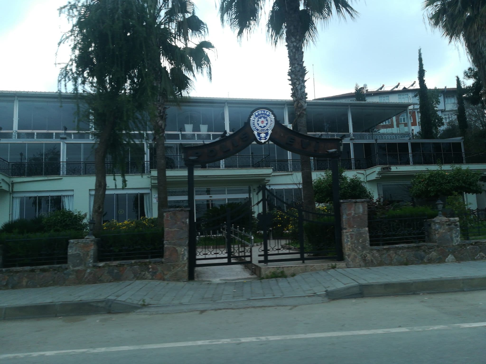Street view near Polis Lokali, Karslı — © samil (CC BY-SA · Mapillary)