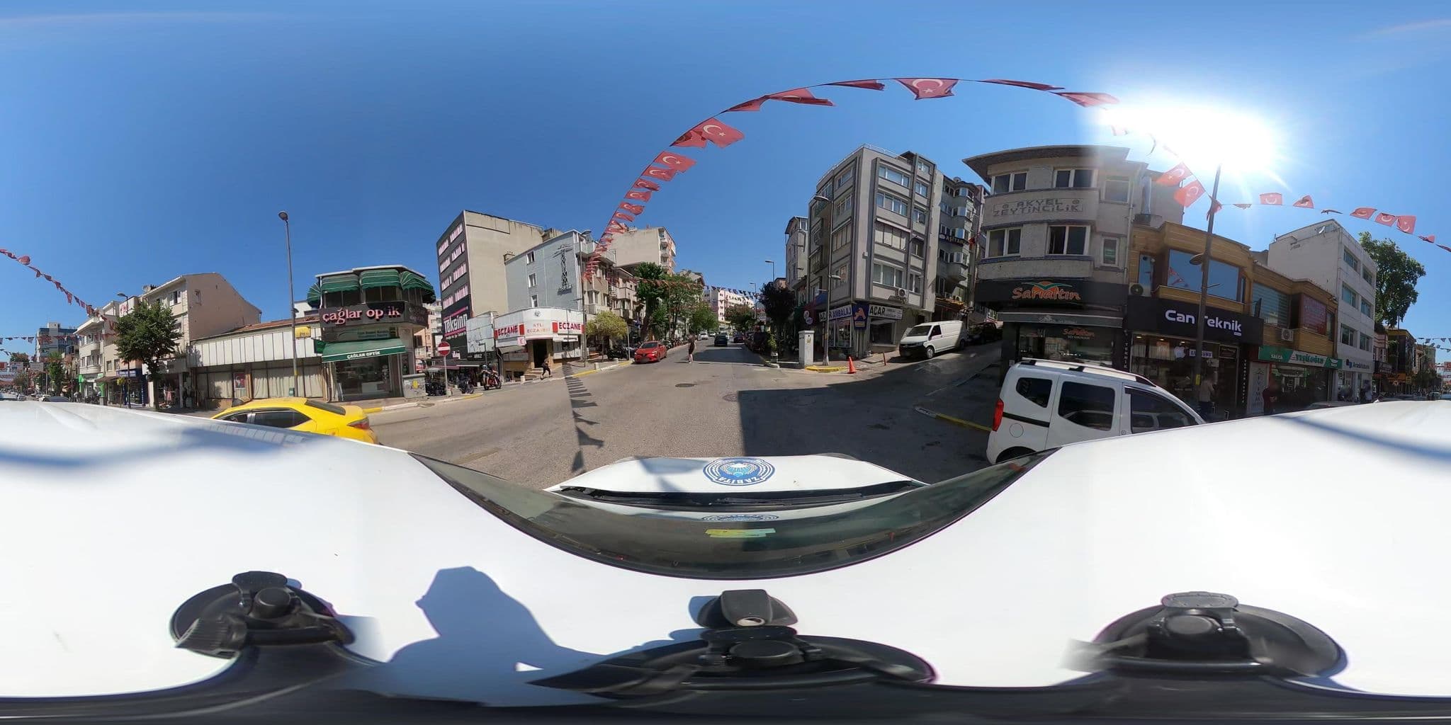 Street view near Otel Göznur, Bandırma — © orkut (CC BY-SA · Mapillary)