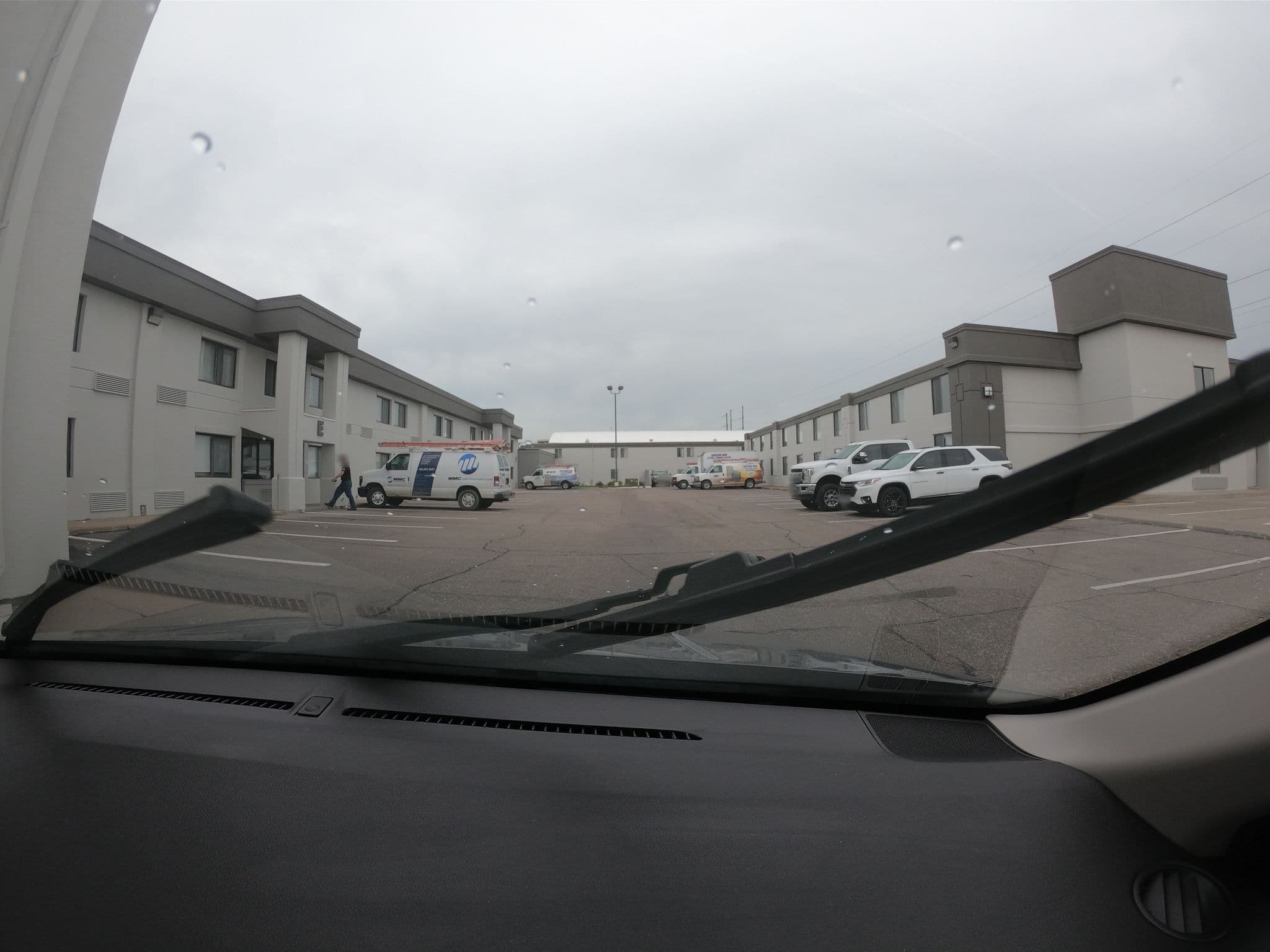 Street view near Holiday Inn, Kearney — © toebee (CC BY-SA · Mapillary)