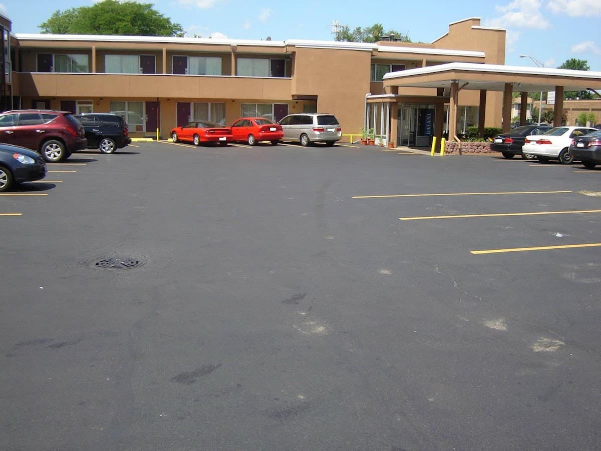 Travel Inn Motel, Motel in Broadview
