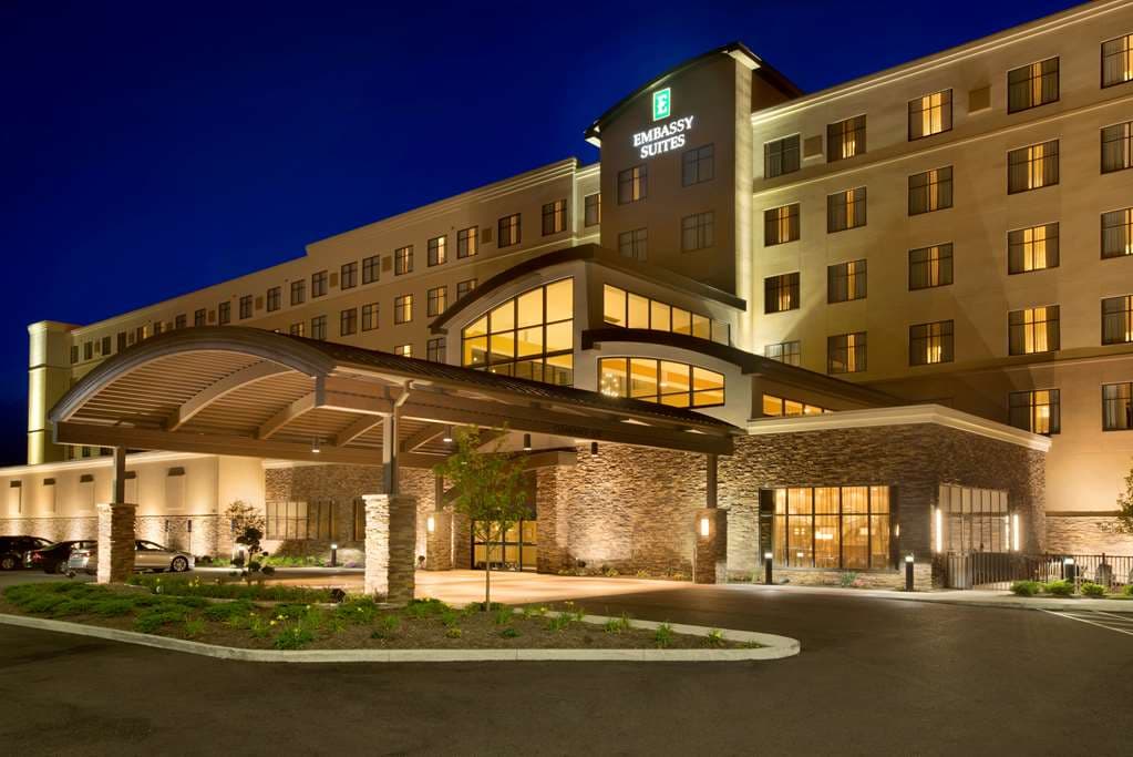 Embassy Suites Akron-Canton Airport, Hotel in North Canton