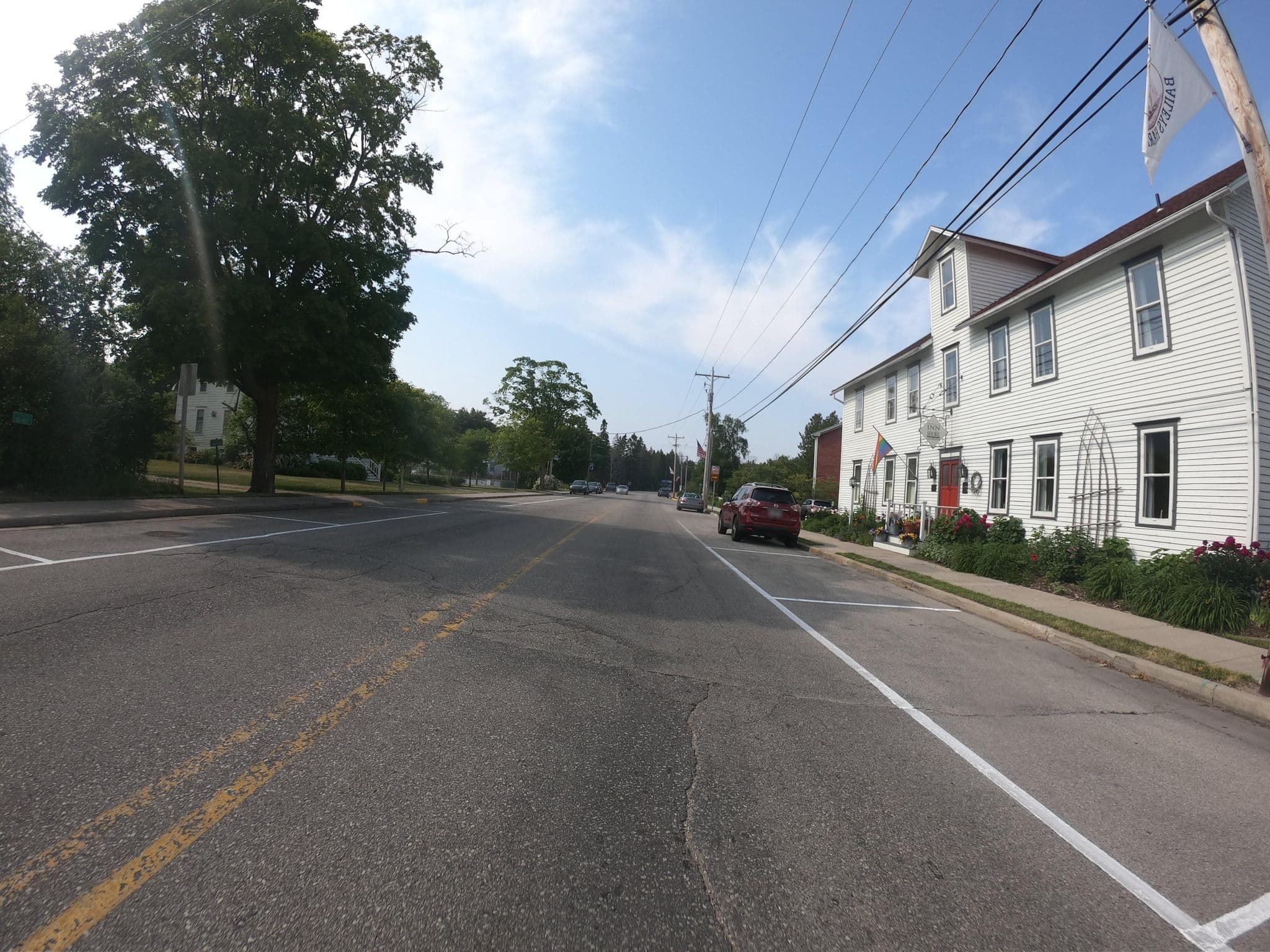Street view near Blacksmith Inn On the Shore, Sturgeon Bay — © theman (CC BY-SA · Mapillary)