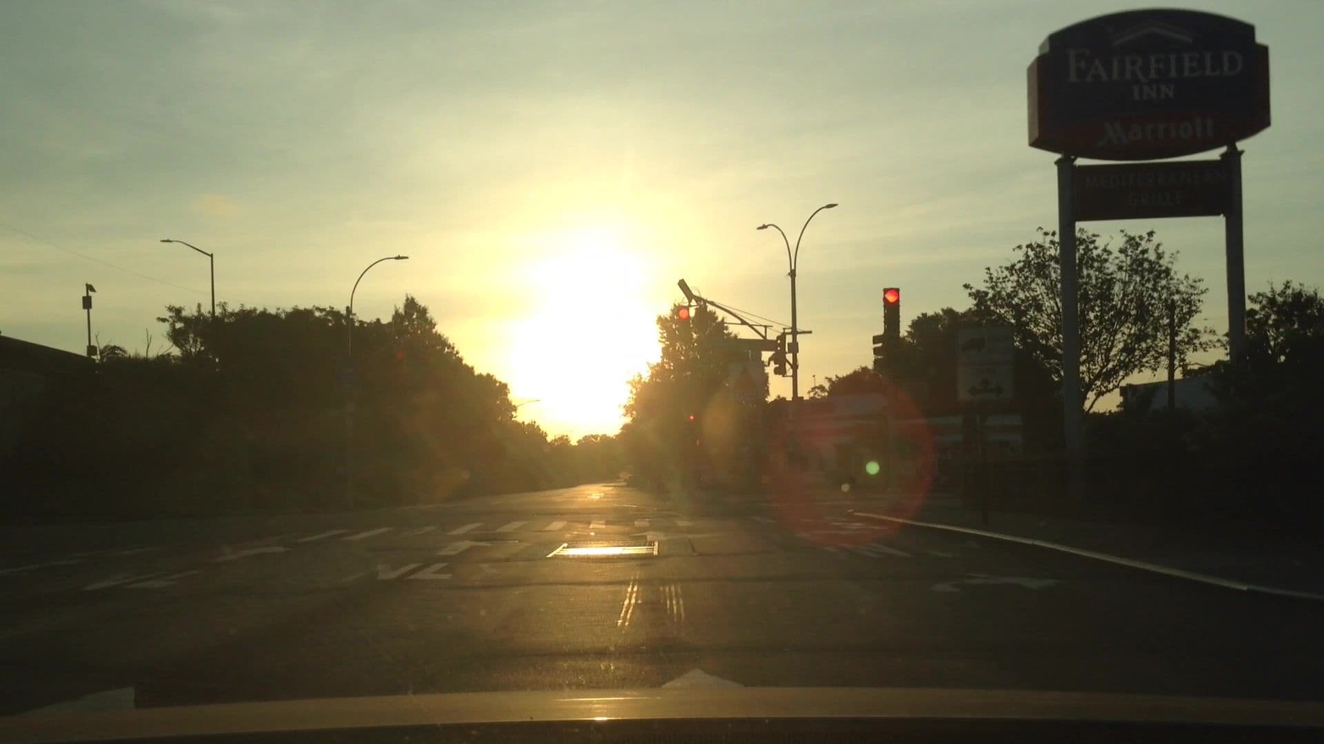 Street view near Marriott, Springfield Gardens — © lvl5 (CC BY-SA · Mapillary)