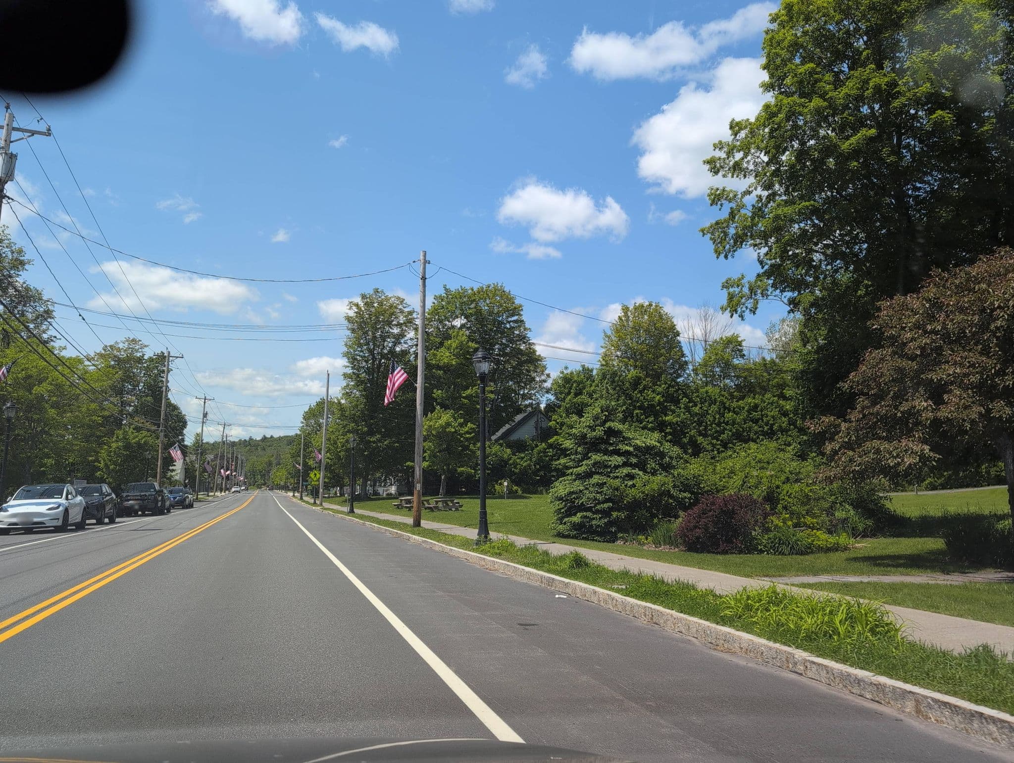 Street view near The Fairlawn Inn, Palenville — © alrekur (CC BY-SA · Mapillary)