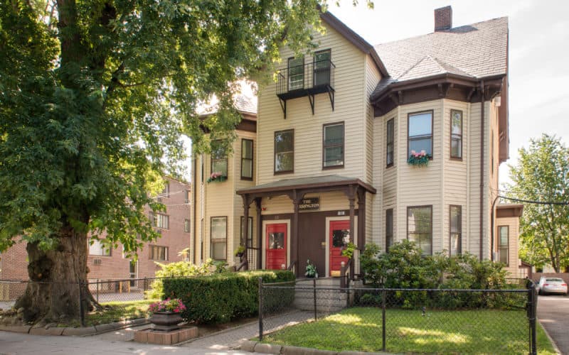 Farrington Inn, Hotel in Allston