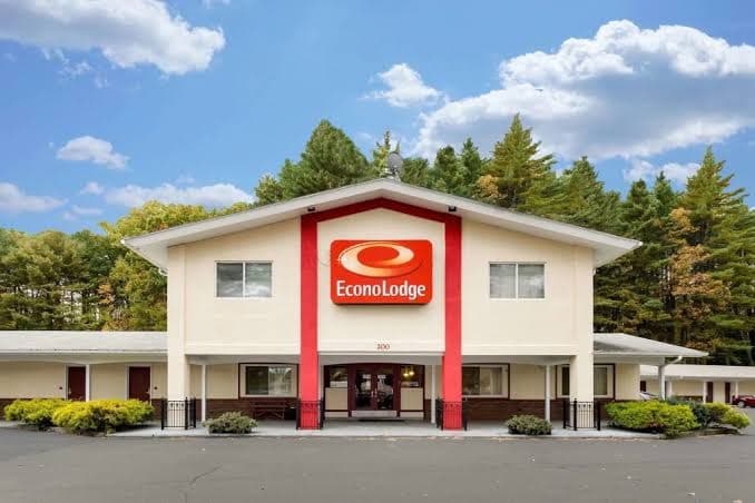 Red Roof Inn, Hotel in Sutton